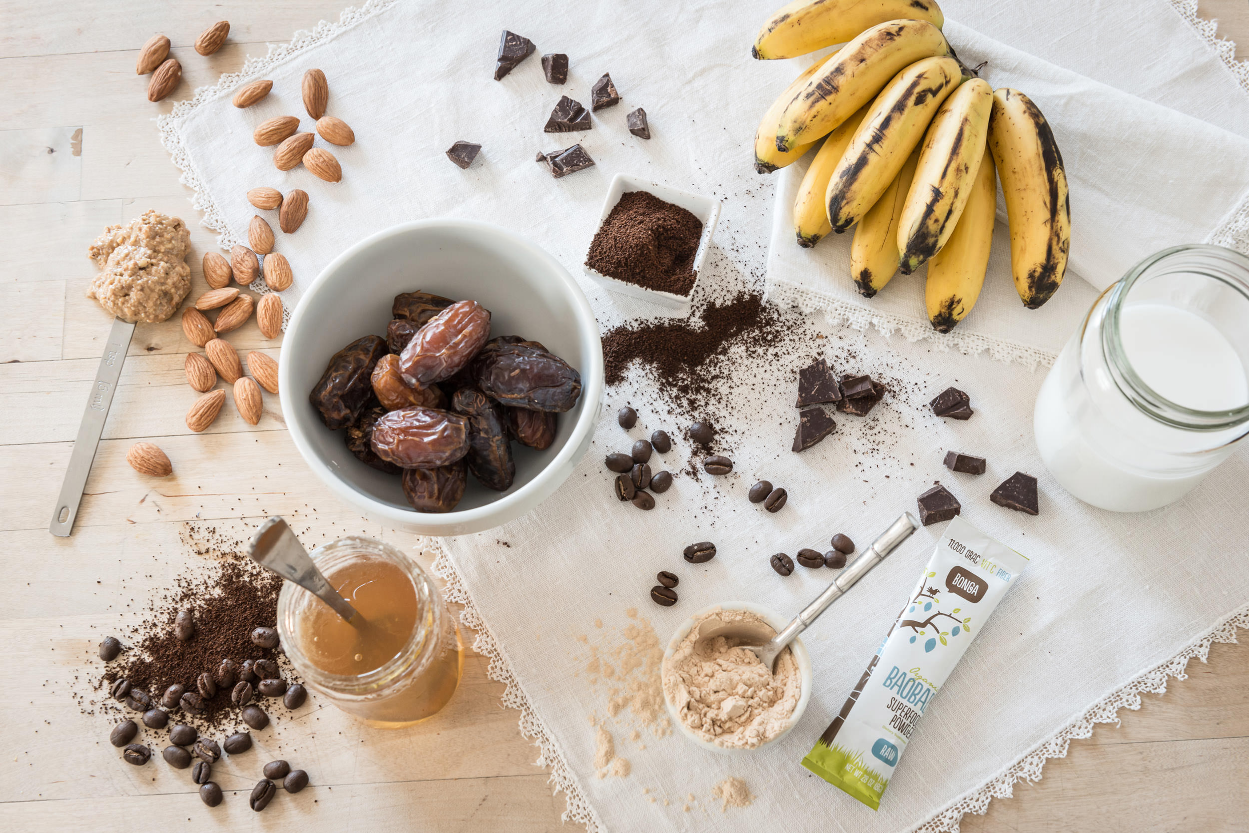 Johnny-Ink-Bonga-date-smoothie.jpg