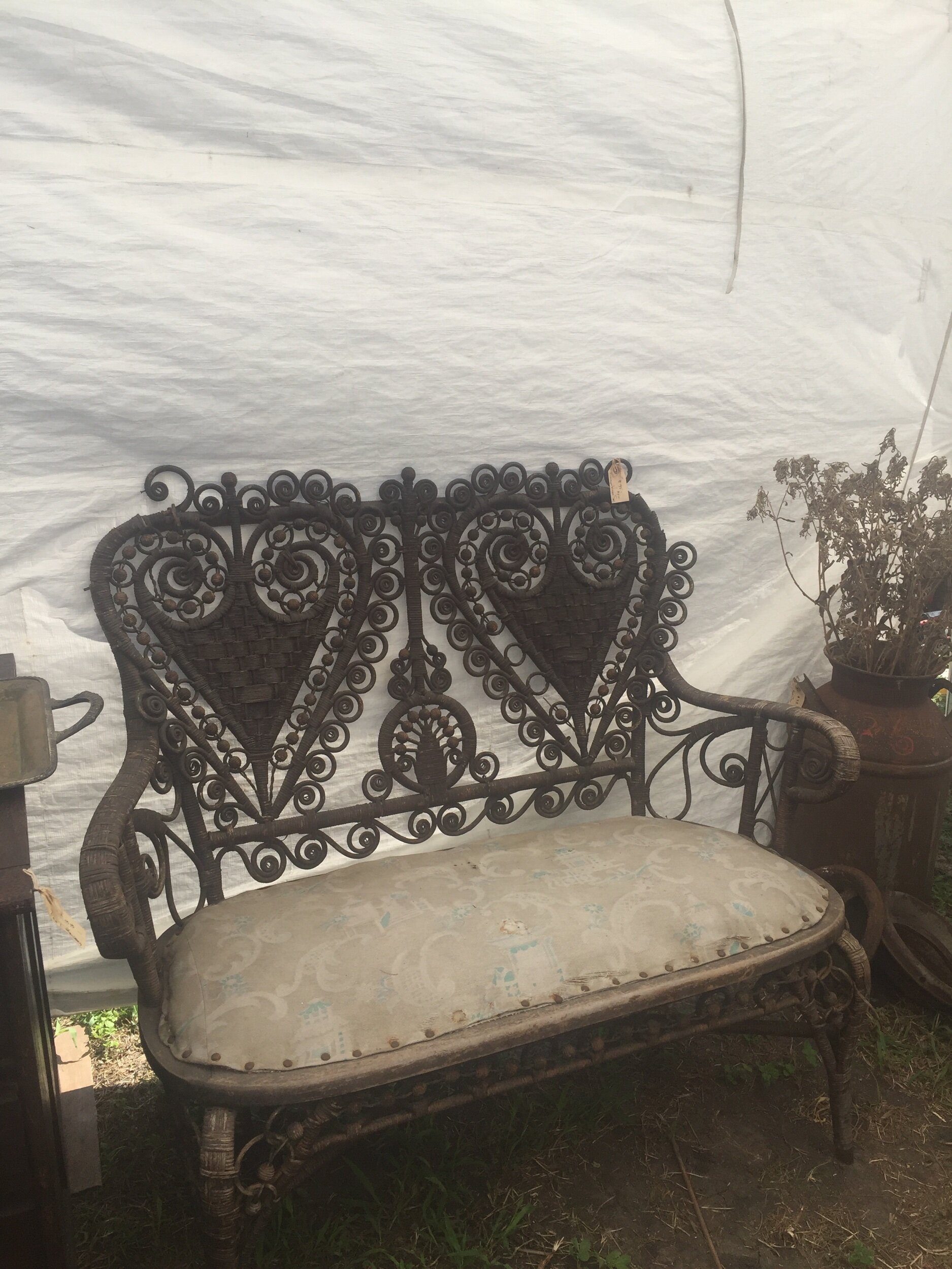 Fabulous rattan settee π