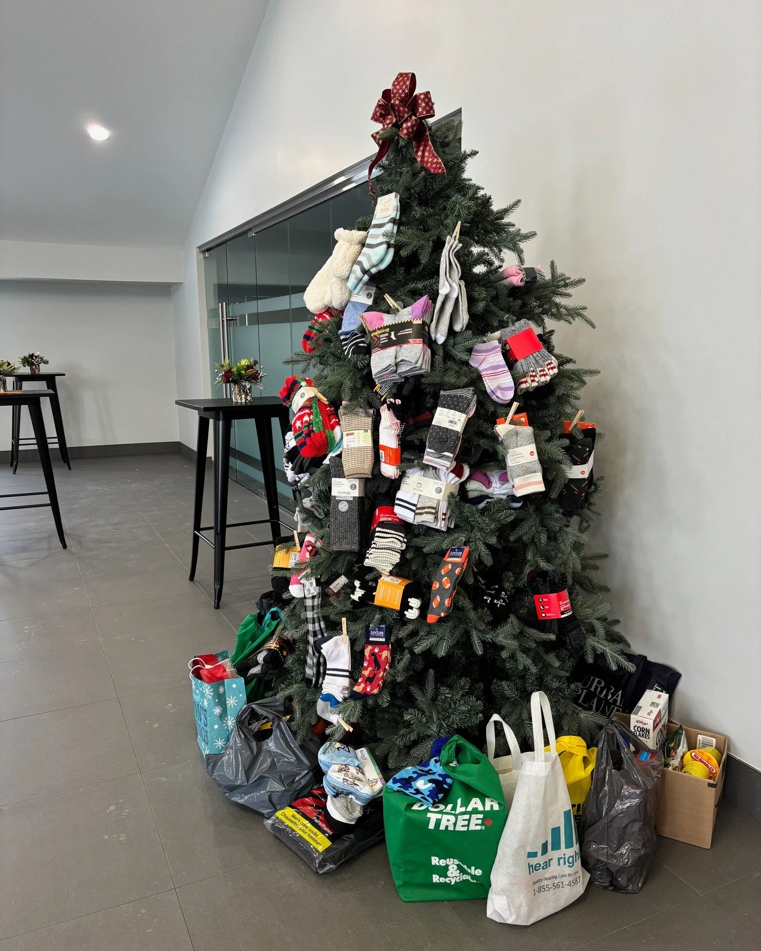 The 'Meet The Need' Tree is looking great! Just a reminder that this Sunday is the last day to bring in your donations for @salvation_army_cobourg. 

Items needed include instant coffee, Mr Noodles, cereal, oatmeal, pasta noodles and chunky style sou