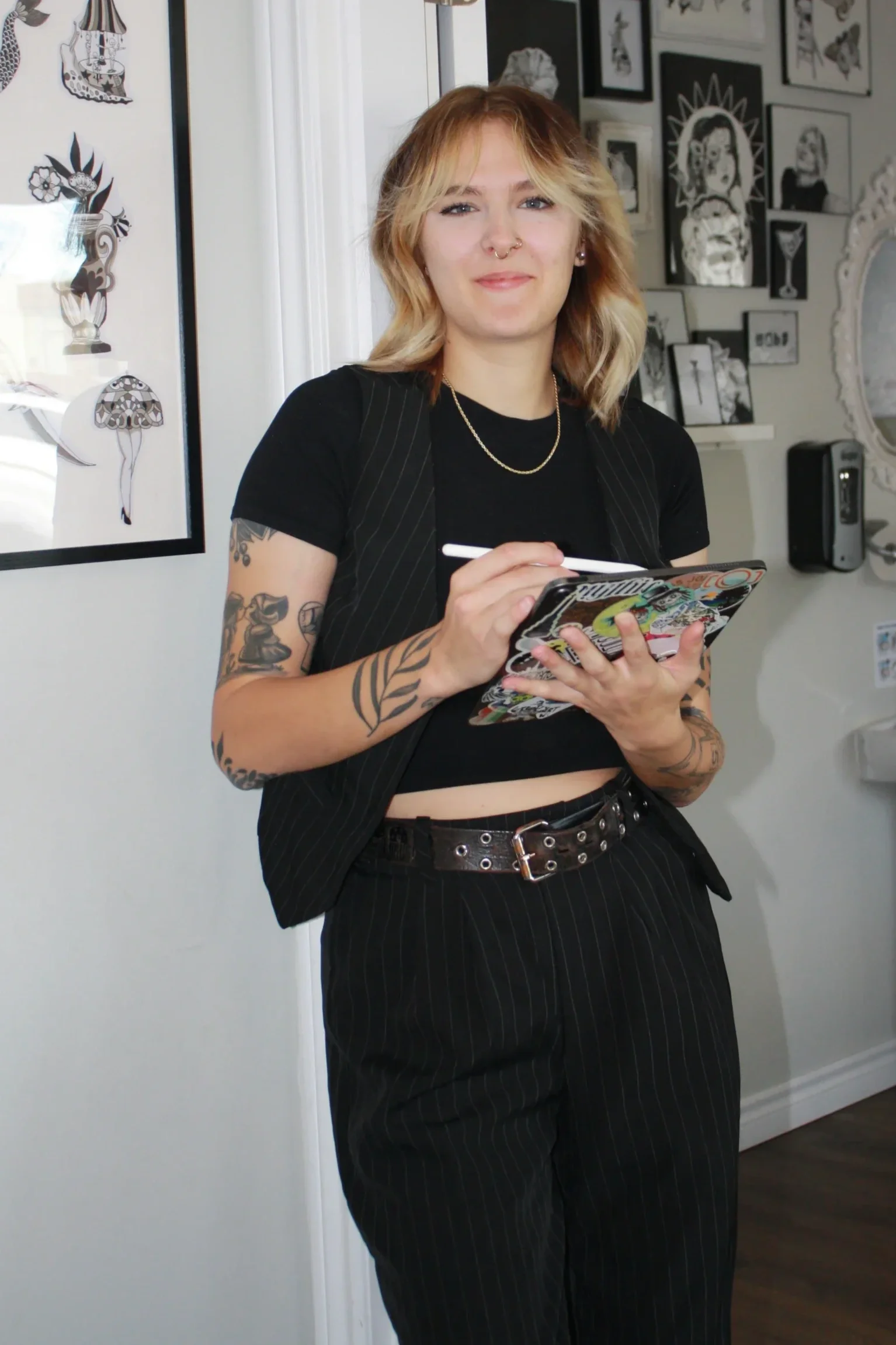 Abi Bos Tattoo Artist