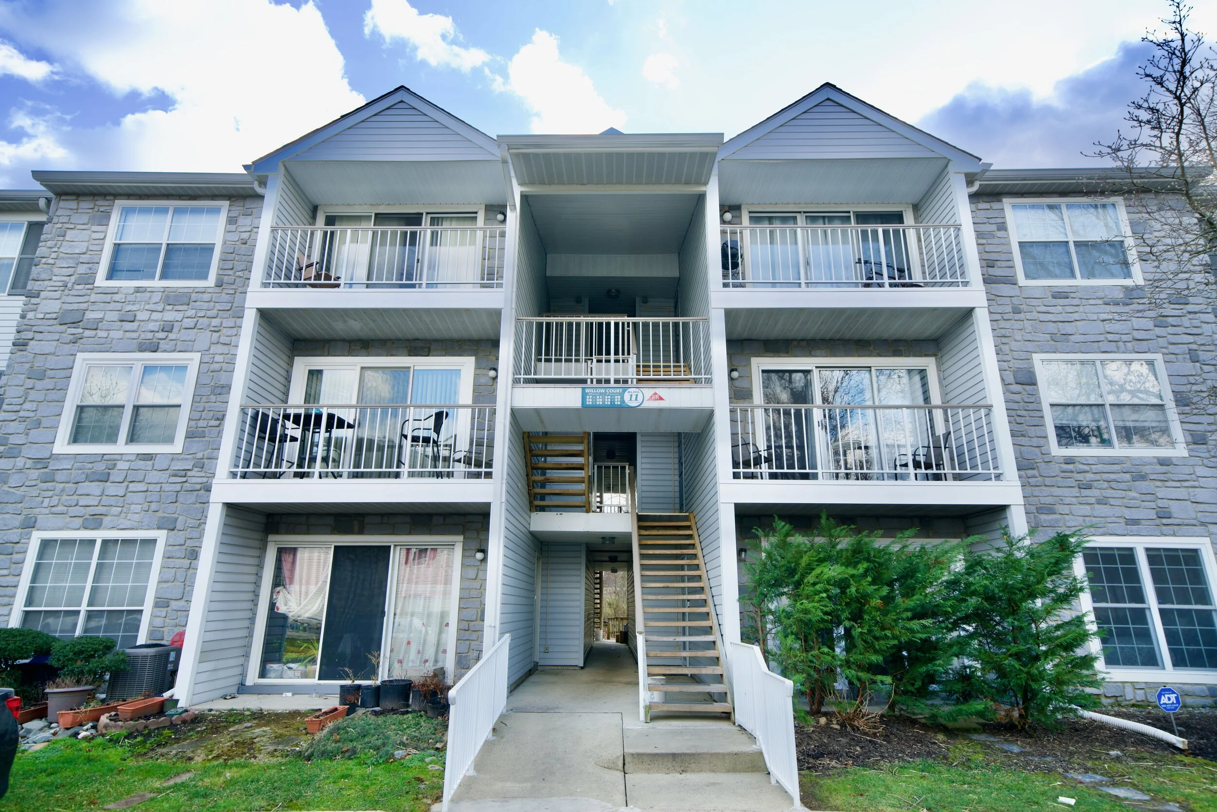 31 Willow Court, Hamilton NJ (Sold)