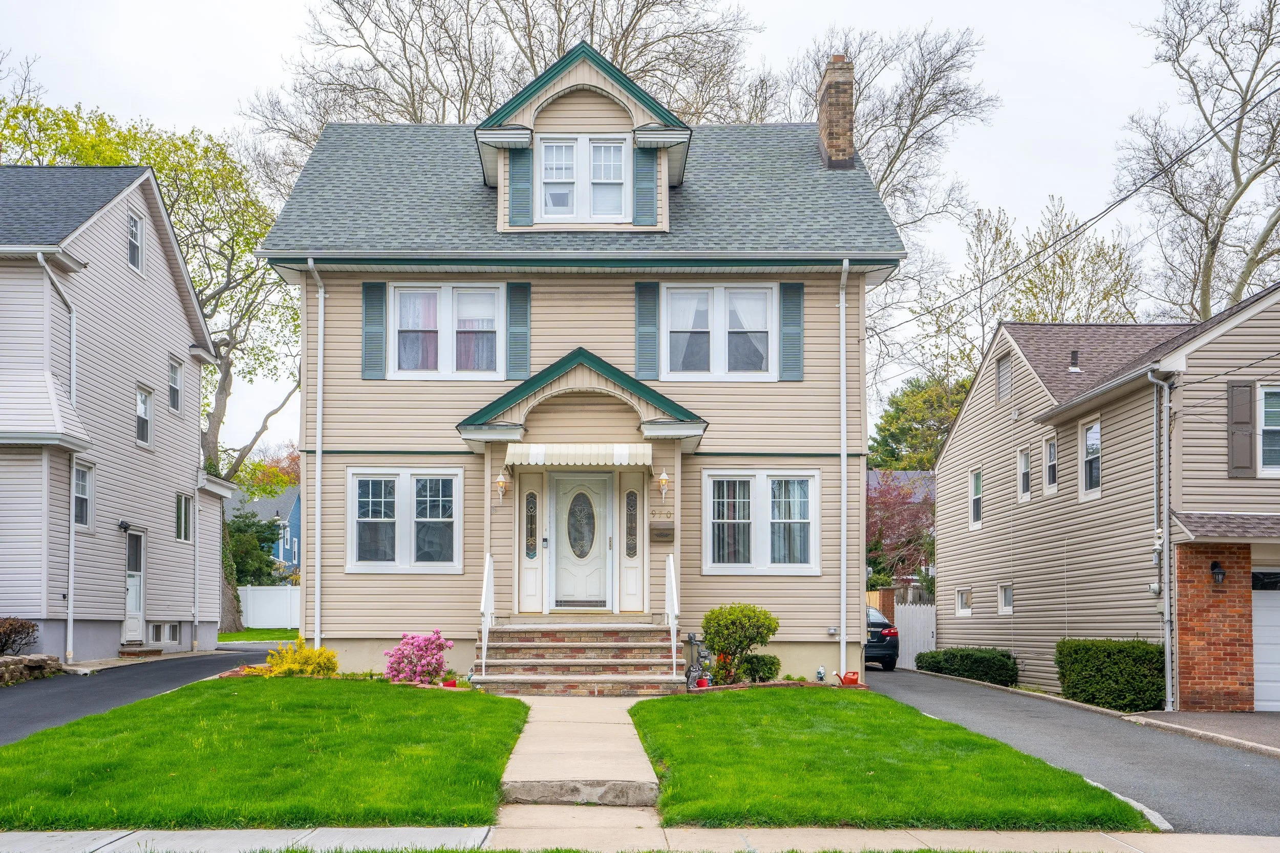 970 CARTERET AVENUE, UNION (SOLD!) 