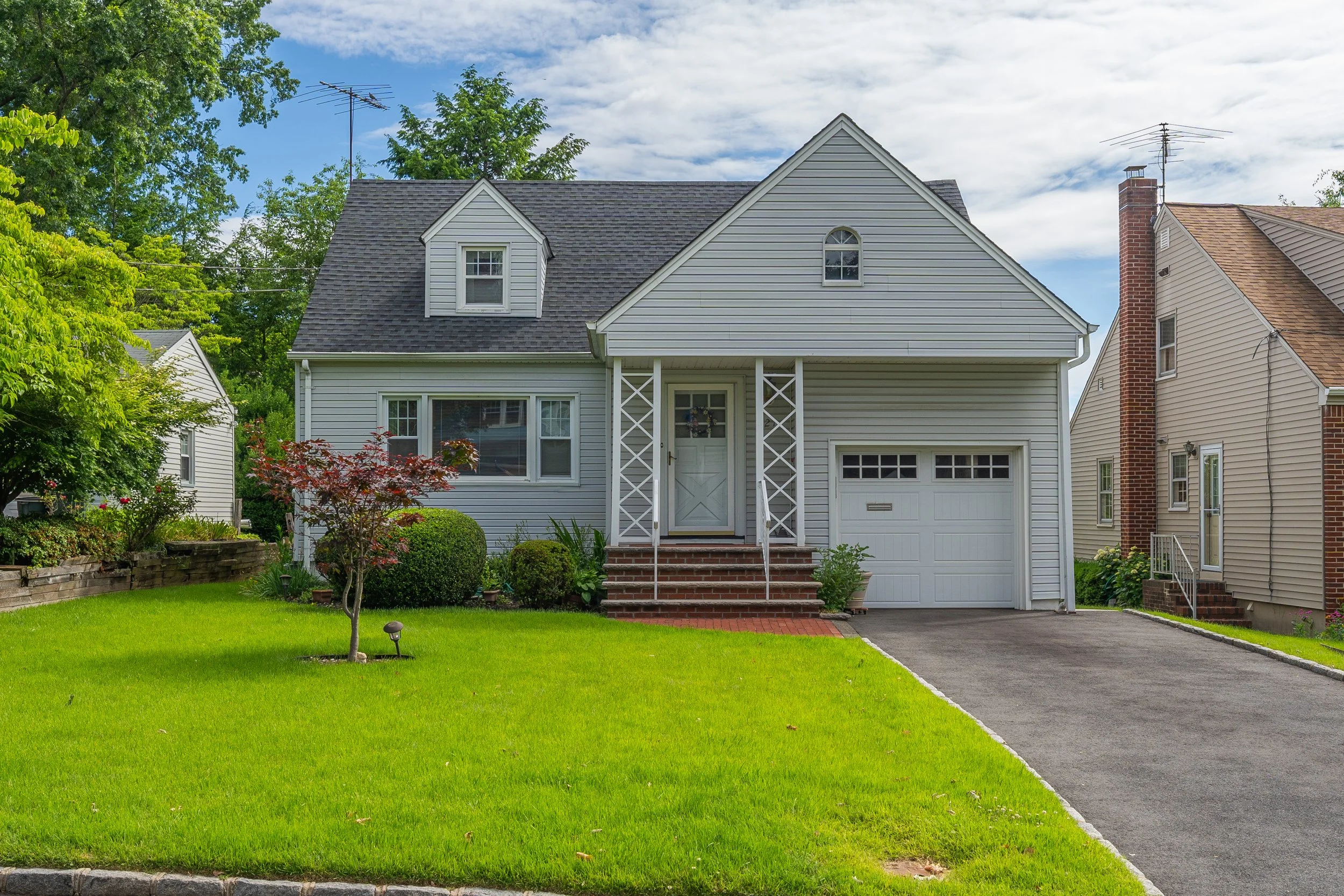 321 MINUTE ARMS ROAD, UNION (SOLD!) 