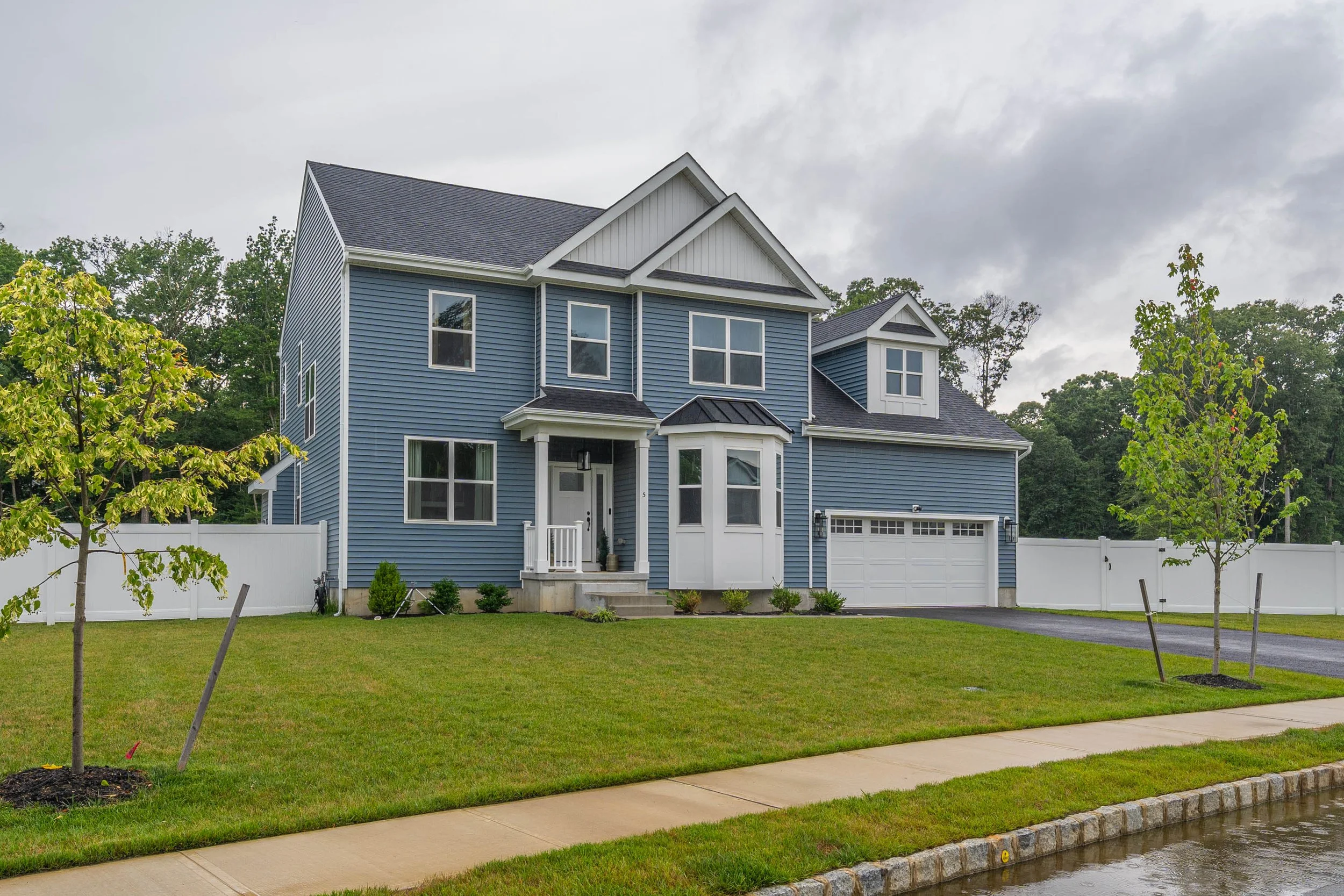 5 MELINDA COURT, BAYVILLE