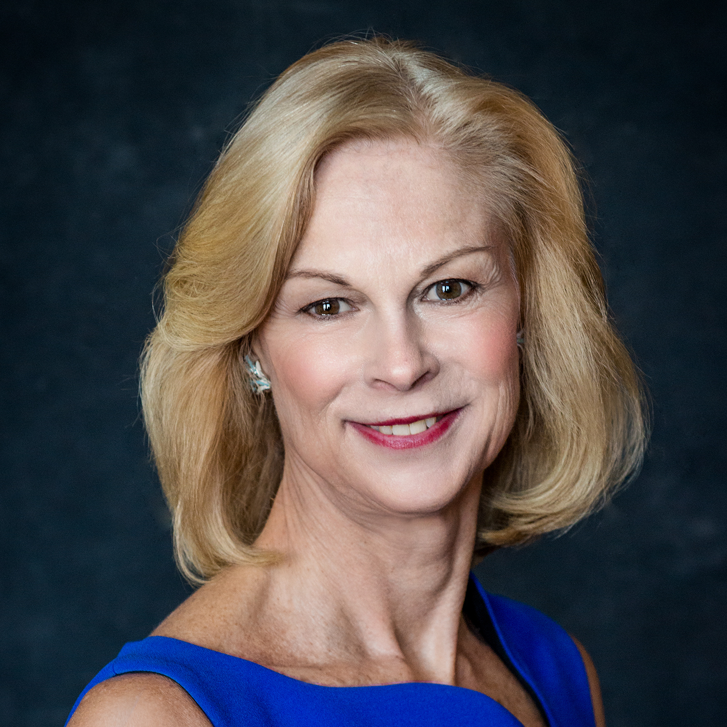 CHRISTIE HEFNER STRATEGIST & ACTIVIST