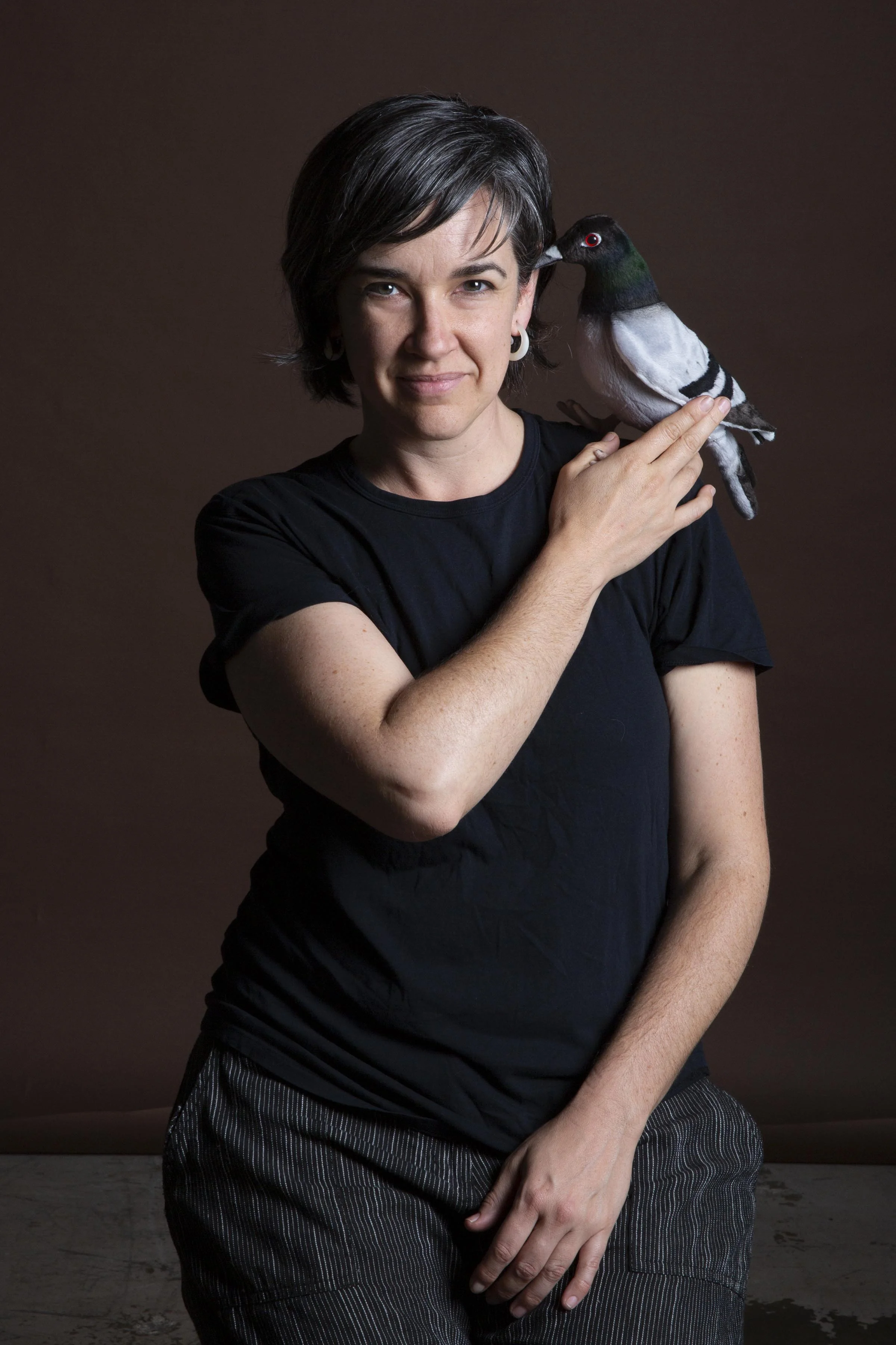 pigeon_sitting_on_human_shoulder.jpg