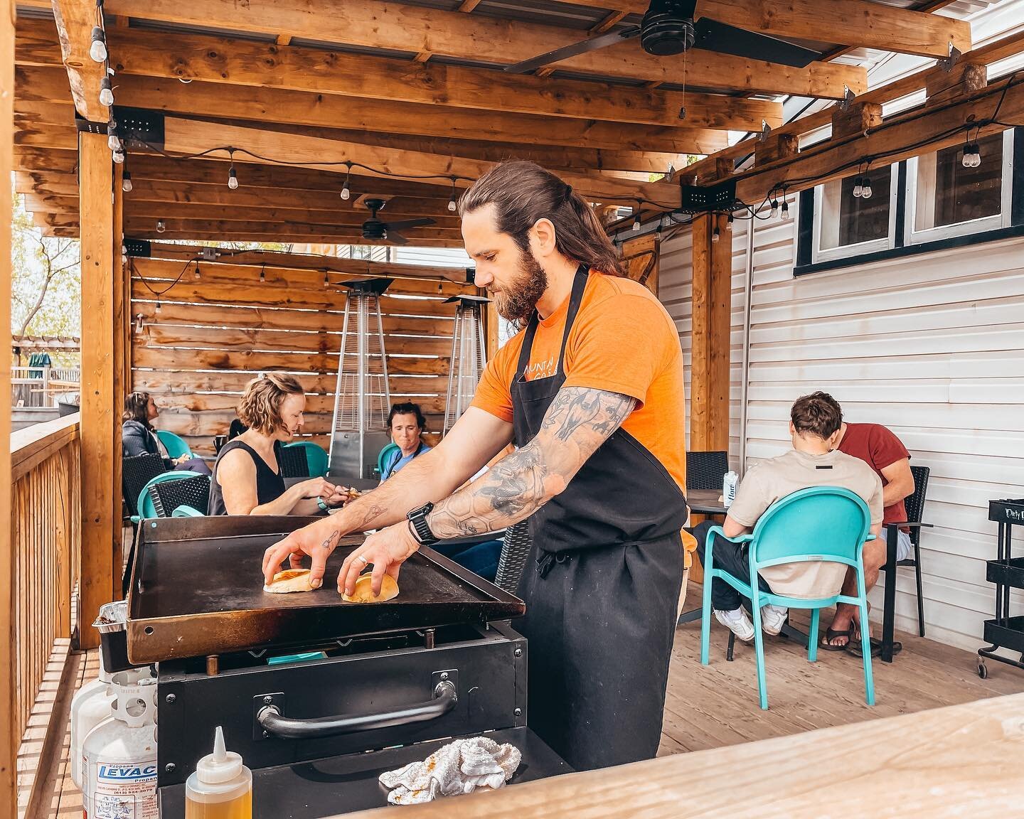 SMASHBURGERS are here until 6:00pm and we might be biased but they are SOOO GOOD!

You can smell it down the street! 
Check out what&rsquo;s on a smash burger in our stories!

FULL PATIO service for everything!! 

Just come sit on the patio and we wi