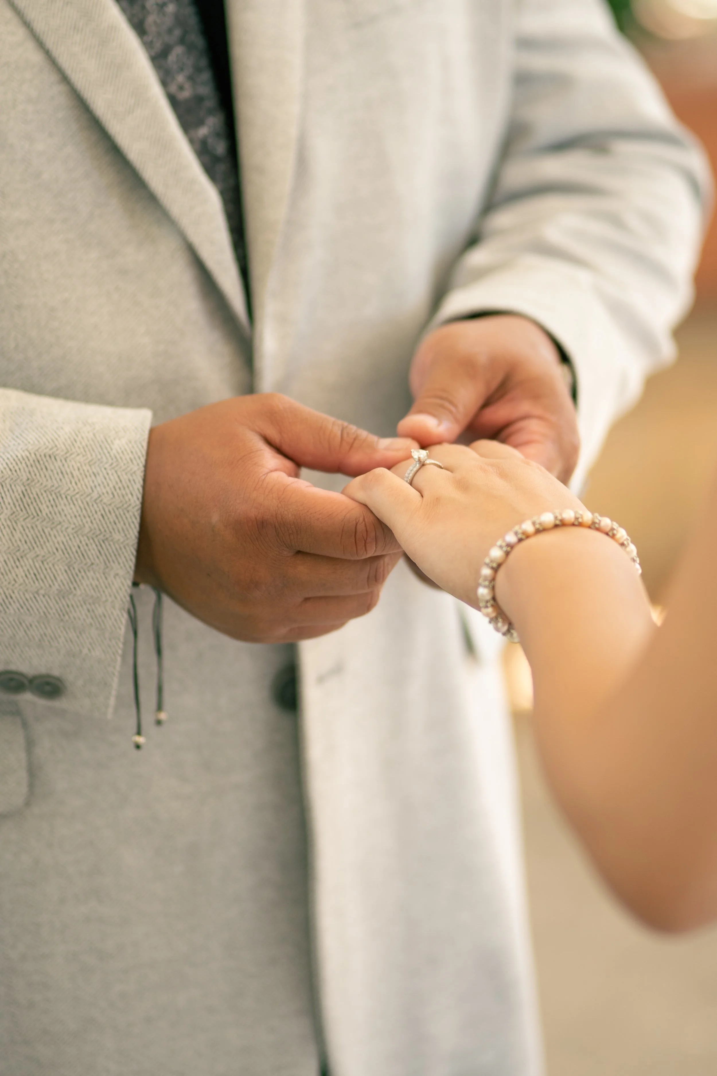 Mr & Mrs Aquino-080.jpg
