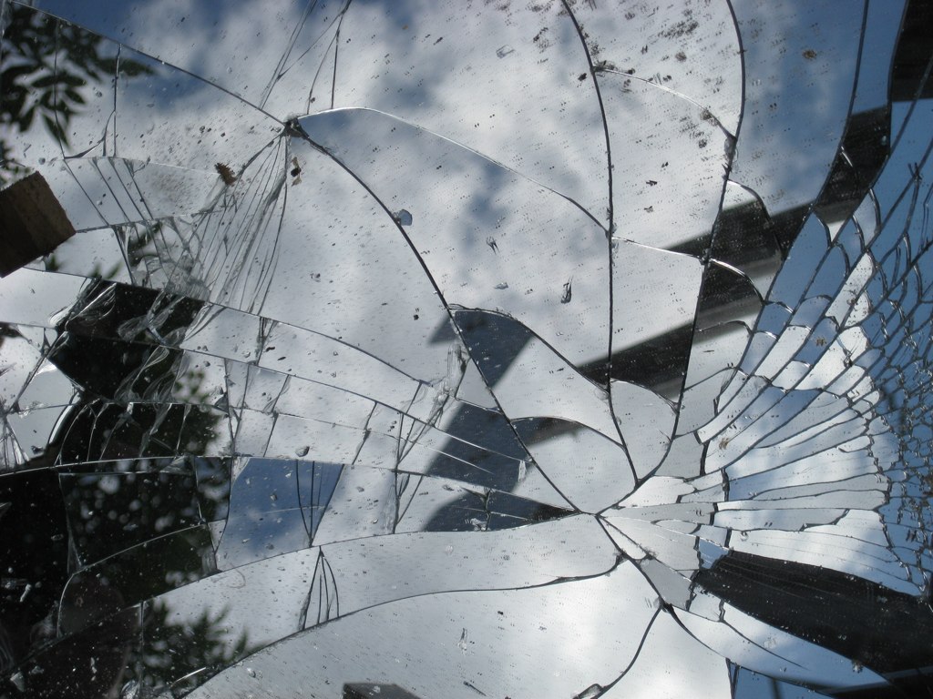 brokenmirror.jpg