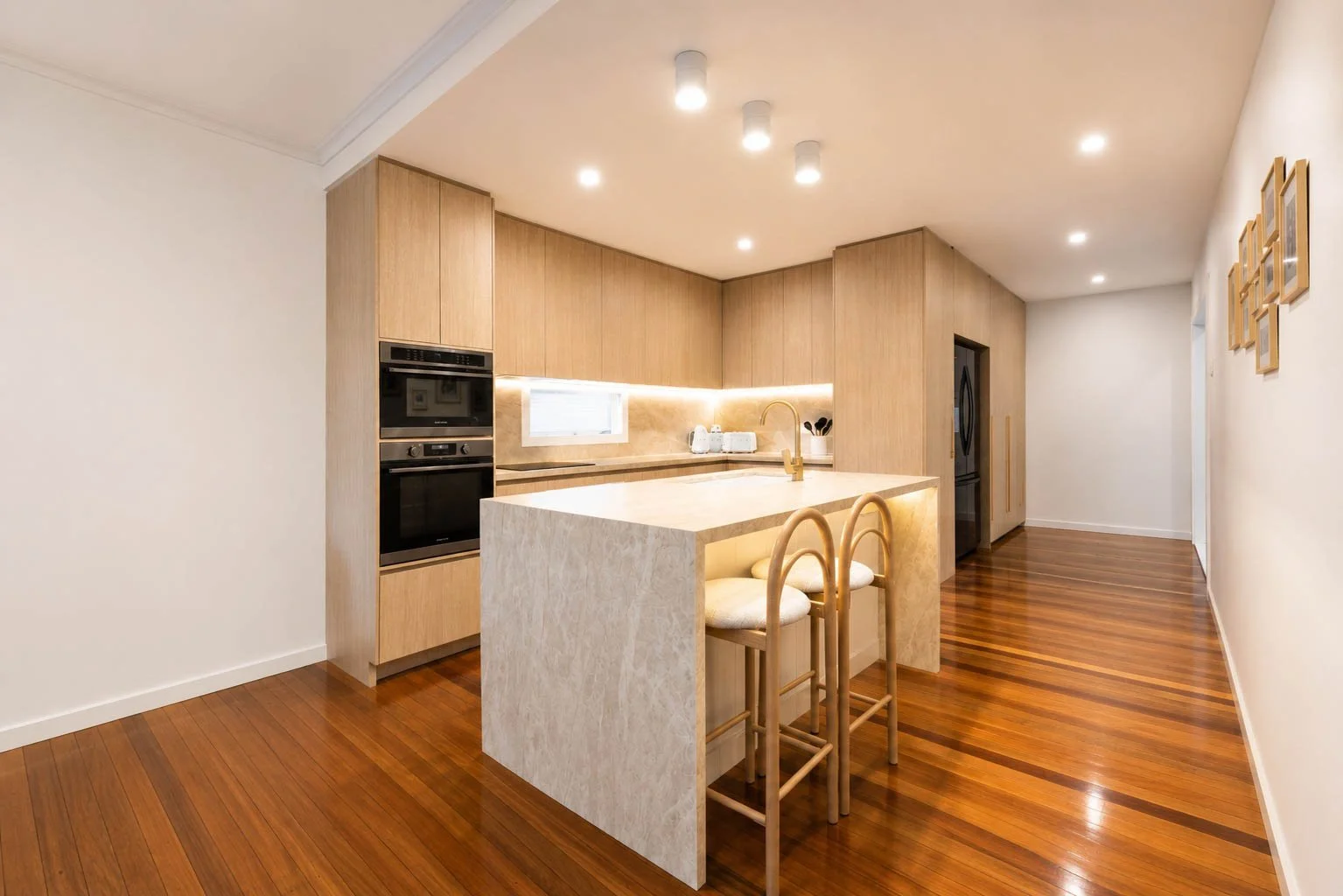 57 Paramount Terrace Seven Hills-7.jpg