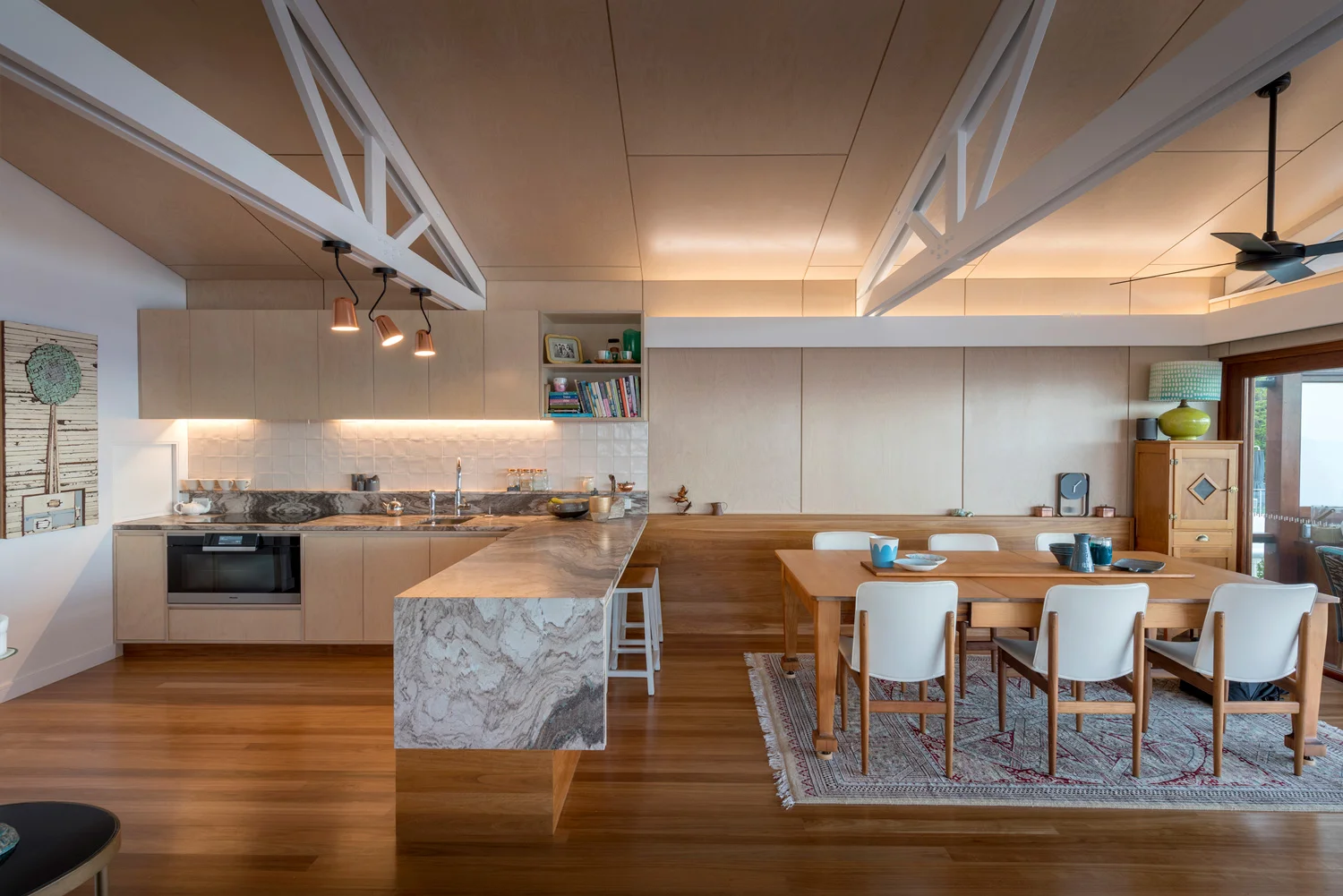 Beach-House-Reno_2.jpg