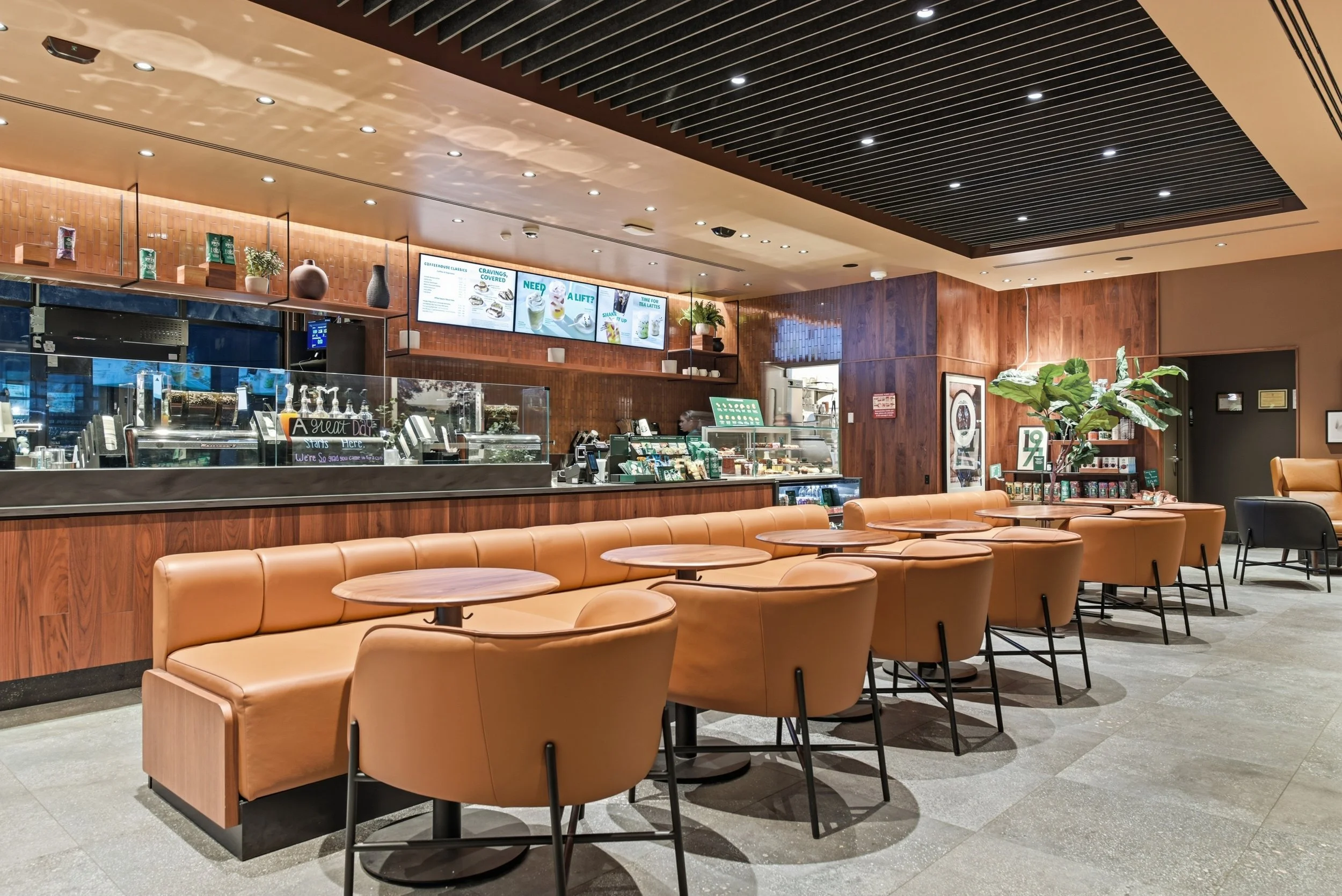 Starbucks_004.jpg