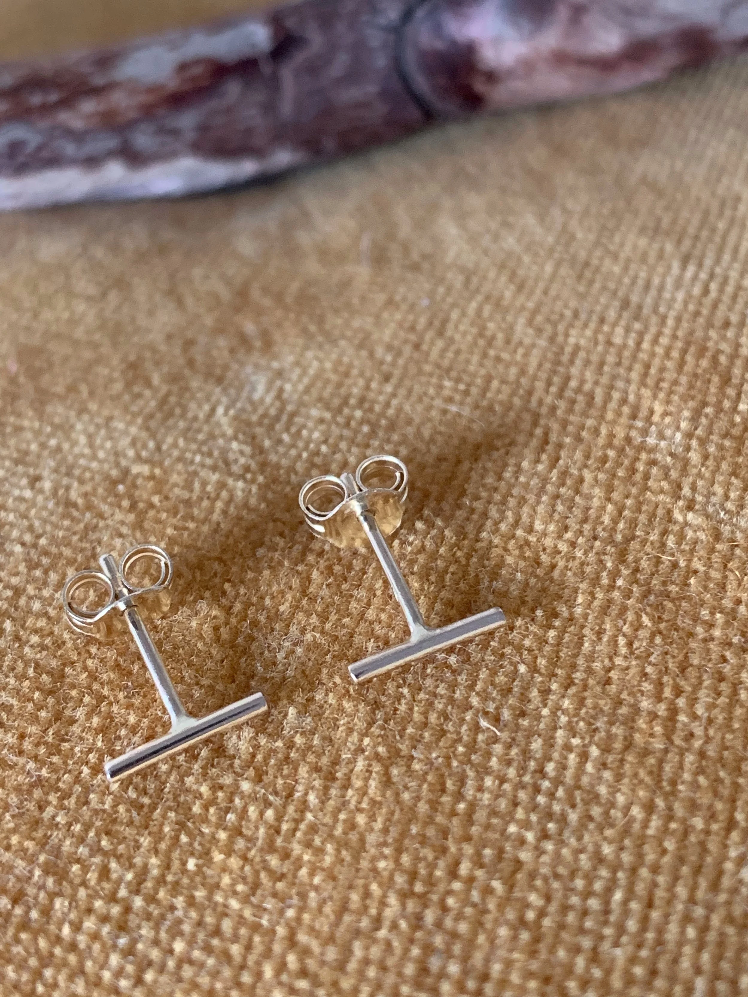 3308C569-C78C-47C5-B846-3C58E96F9253