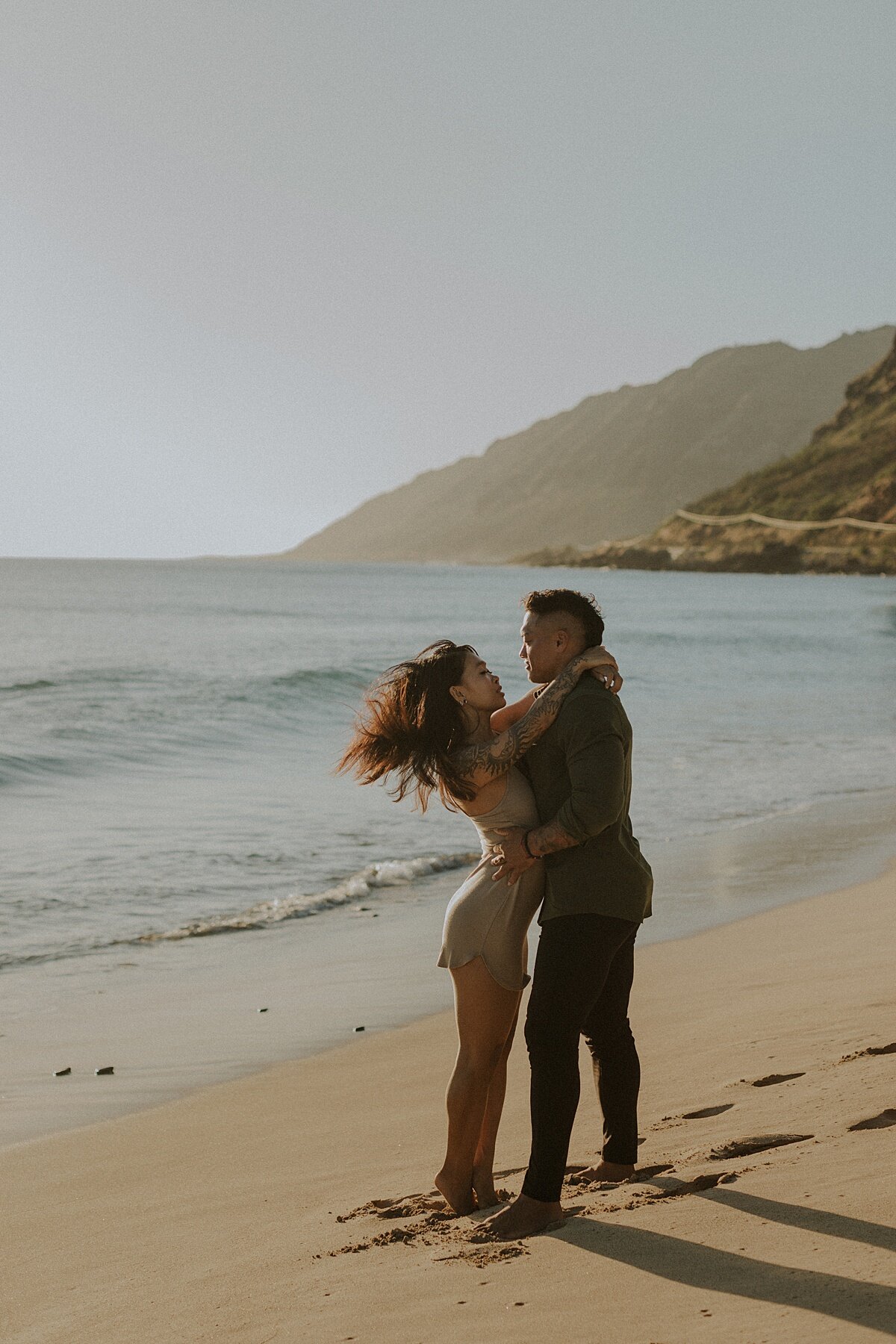 oahu-honeymoon-photographer-oahu-honeymoon-photography-oahu-photographer-maui-photographers-maui-engagement-photography-maui-engagement-photographer-maui-wedding-photographer_0917.jpg