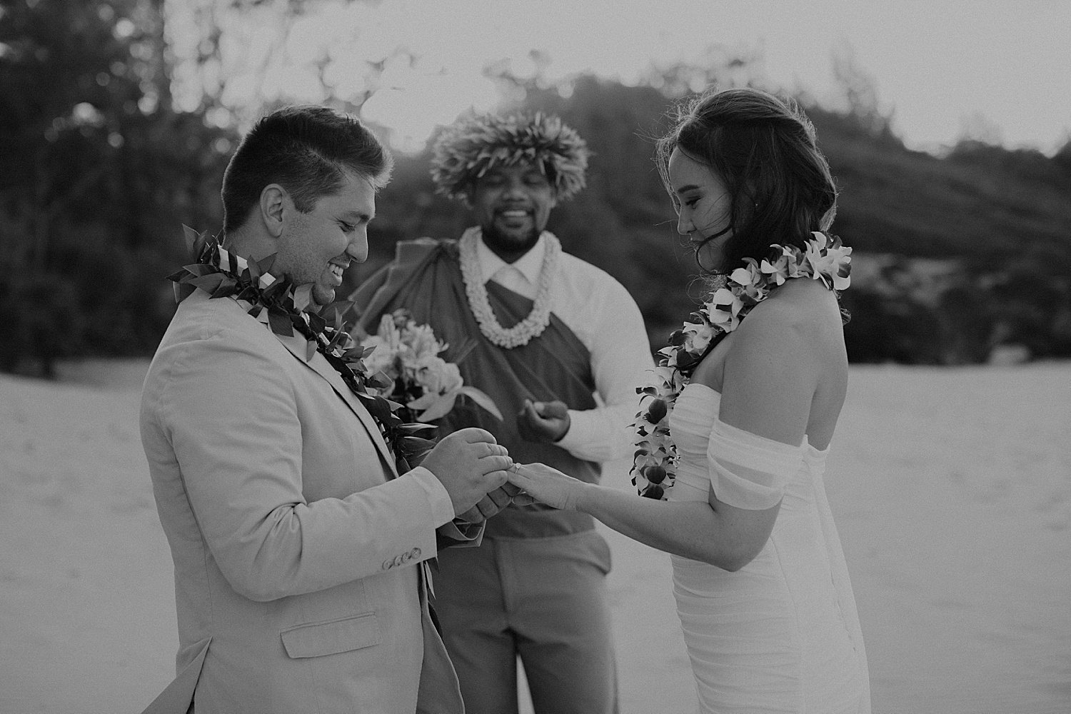 Hawaii-elopement.jpg