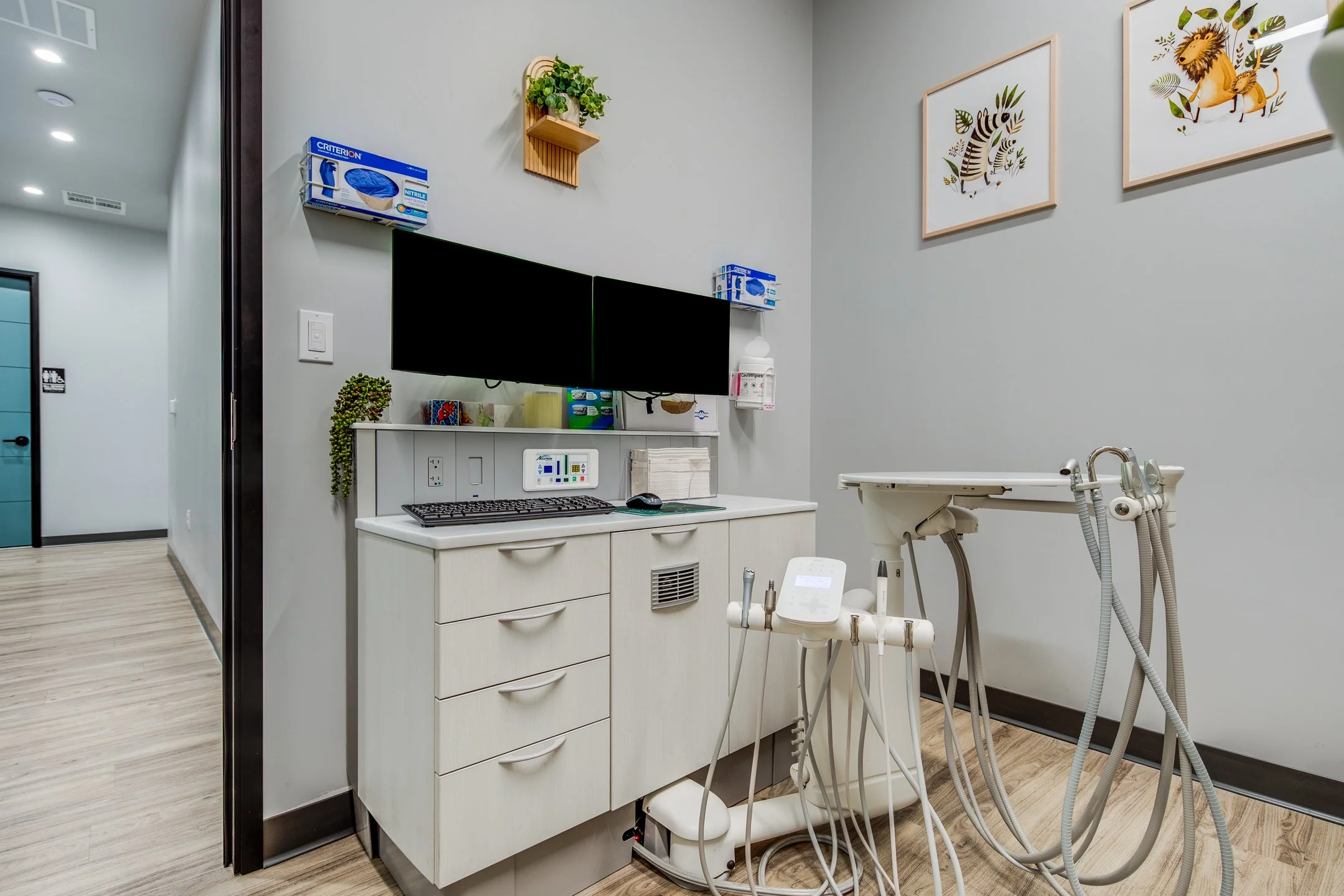 Dr. Anwar - 3110 Buchanan Rd, Antioch (17 of 30).jpg