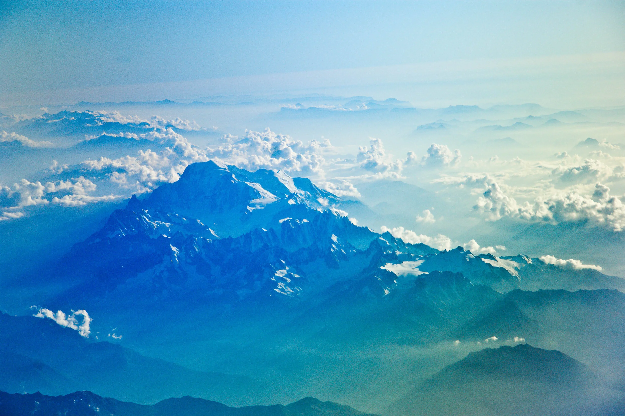 7 Ways Meditating For 2 Hours Everyday Is Changing My Life