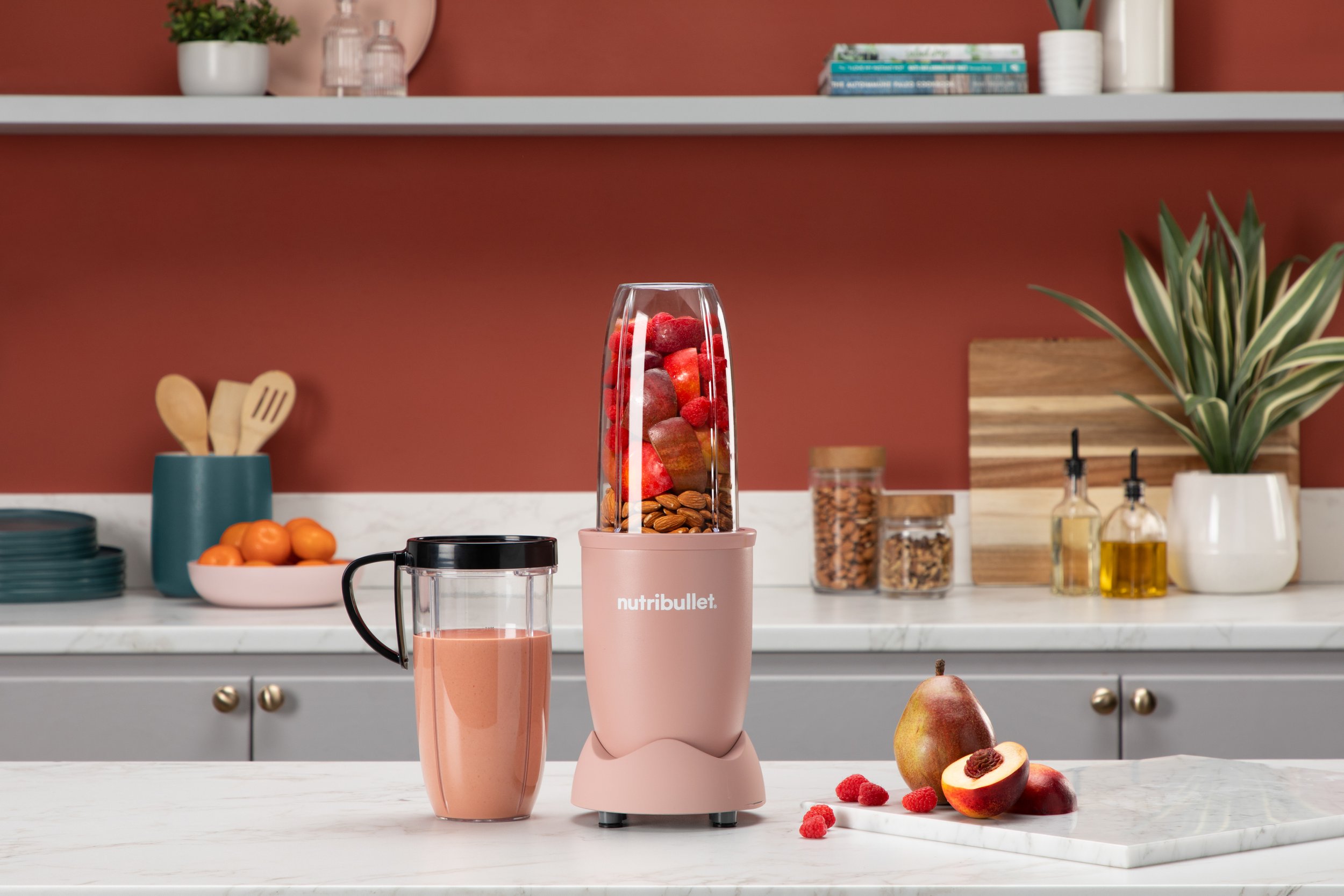 NB_Pro-MAC-Matte-Clay_Lifestyle_Kitchen-Unit-Smoothie_HiRes.jpg