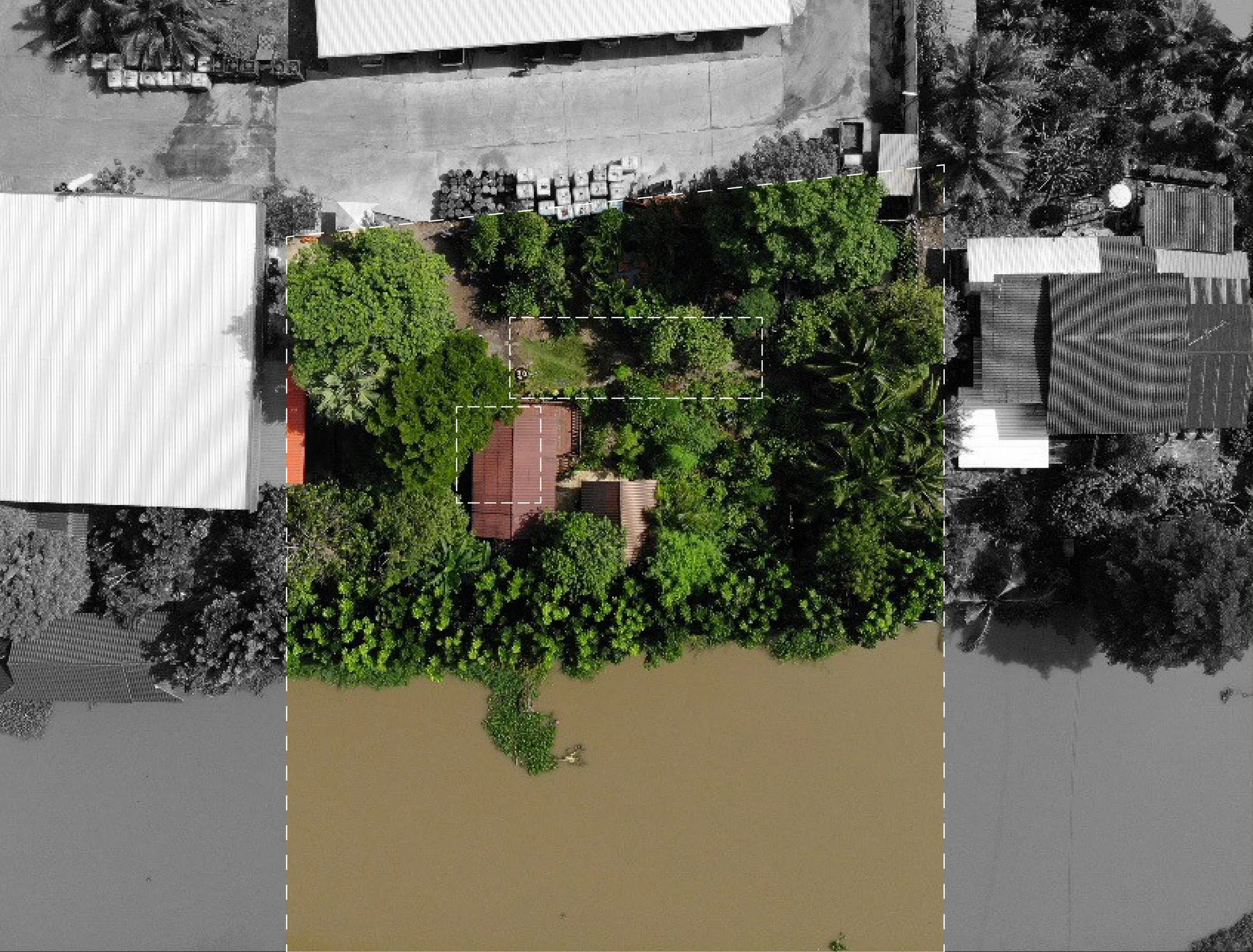 LINE_ALBUM_baan khun yaai_220815_8-01.jpg