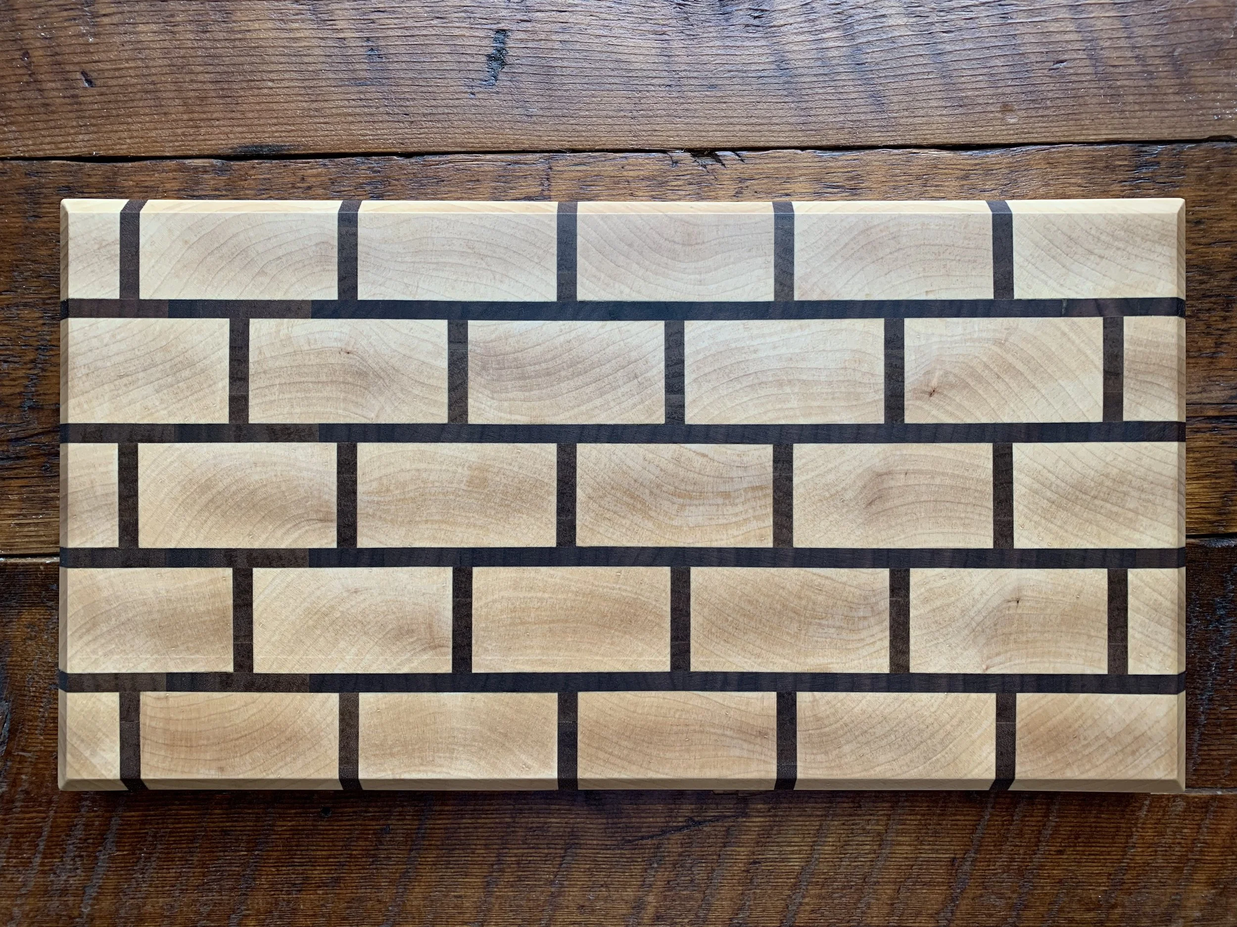 Brick Pattern Cutting Board - Maple &amp; Walnut