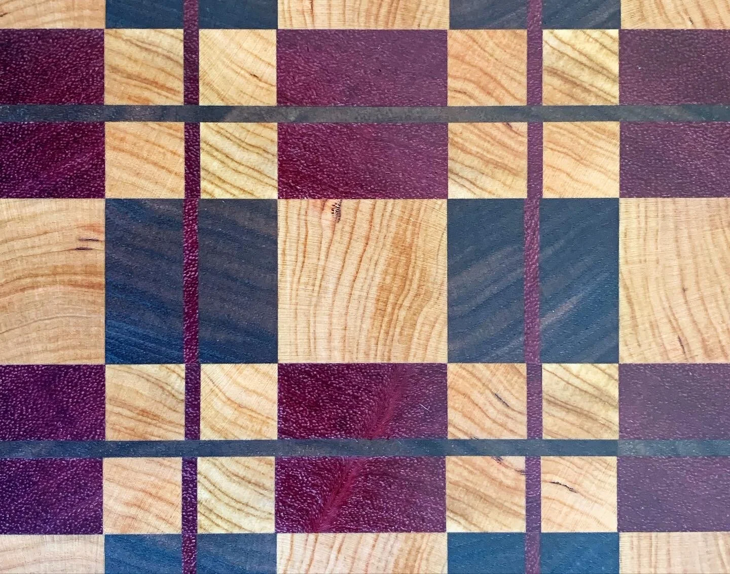 E890B053-3E93-4FB7-9230-9A076F6818FC