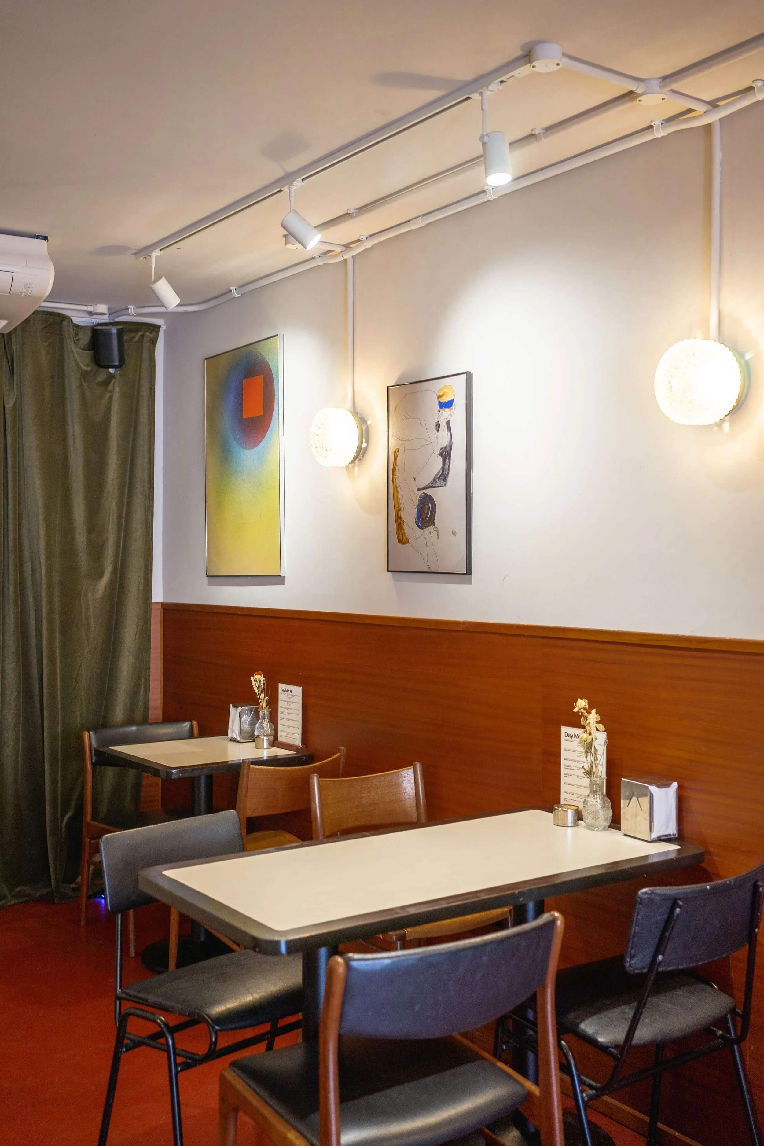 15_Grams_Coffee_London_Interior.jpg