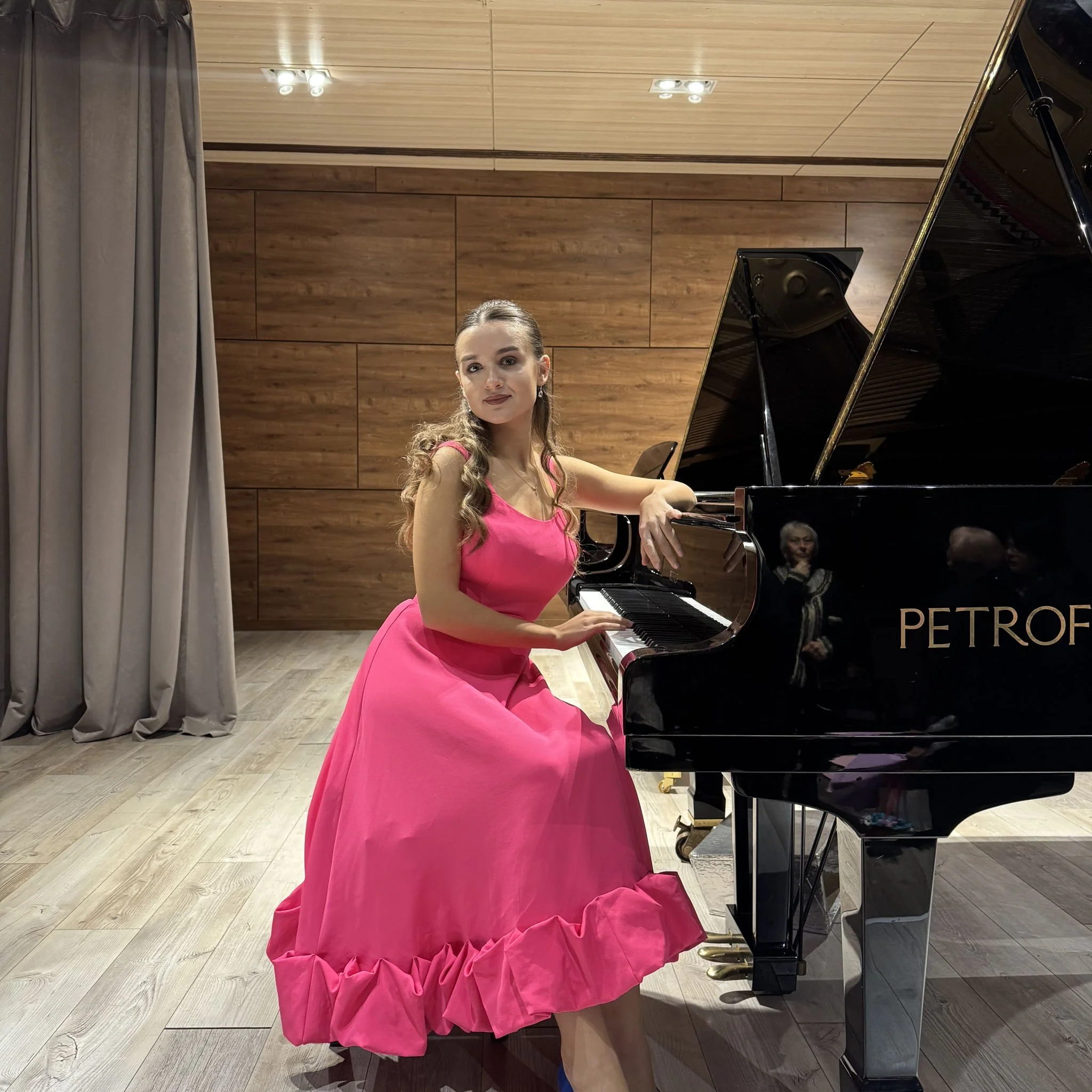 Vlada: Piano Teacher in Hornsey, N8, London