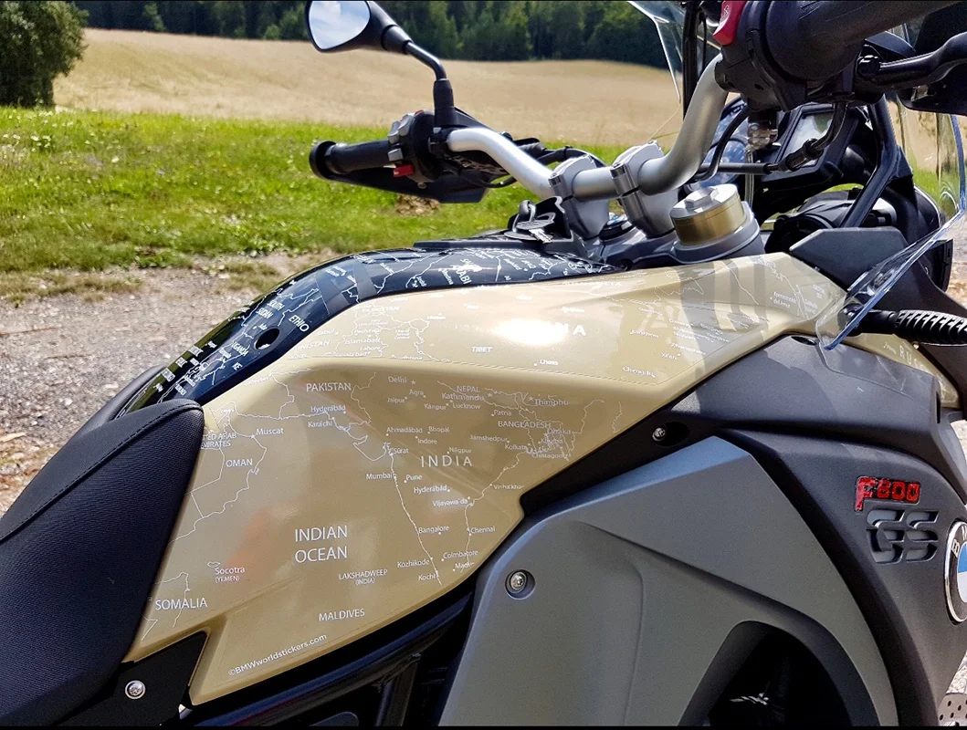 BMW F800 GS ADVENTURE 2013 to 2017 BMW World Stickers and Decals Landscape Distance Full Right View White Map Transparent Decals On Sand Rover Matt Black Tank Top