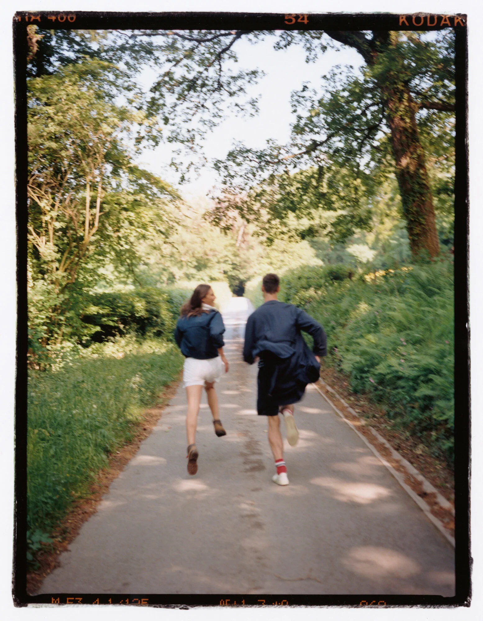 JHK15762003 2.jpg