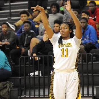 Aniyah Oliver @_niyahhh_