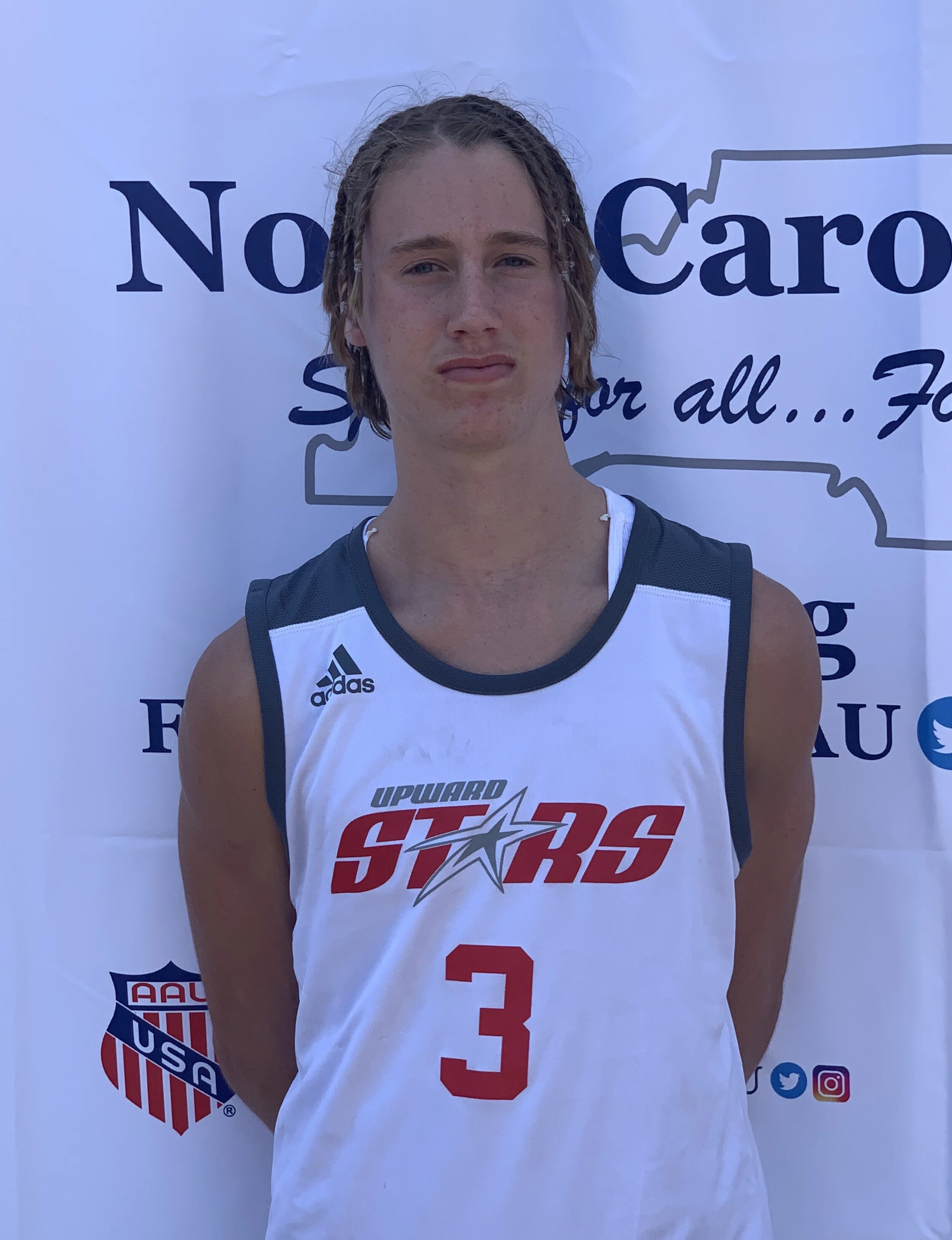 Evan Montanari @EvanMontanari