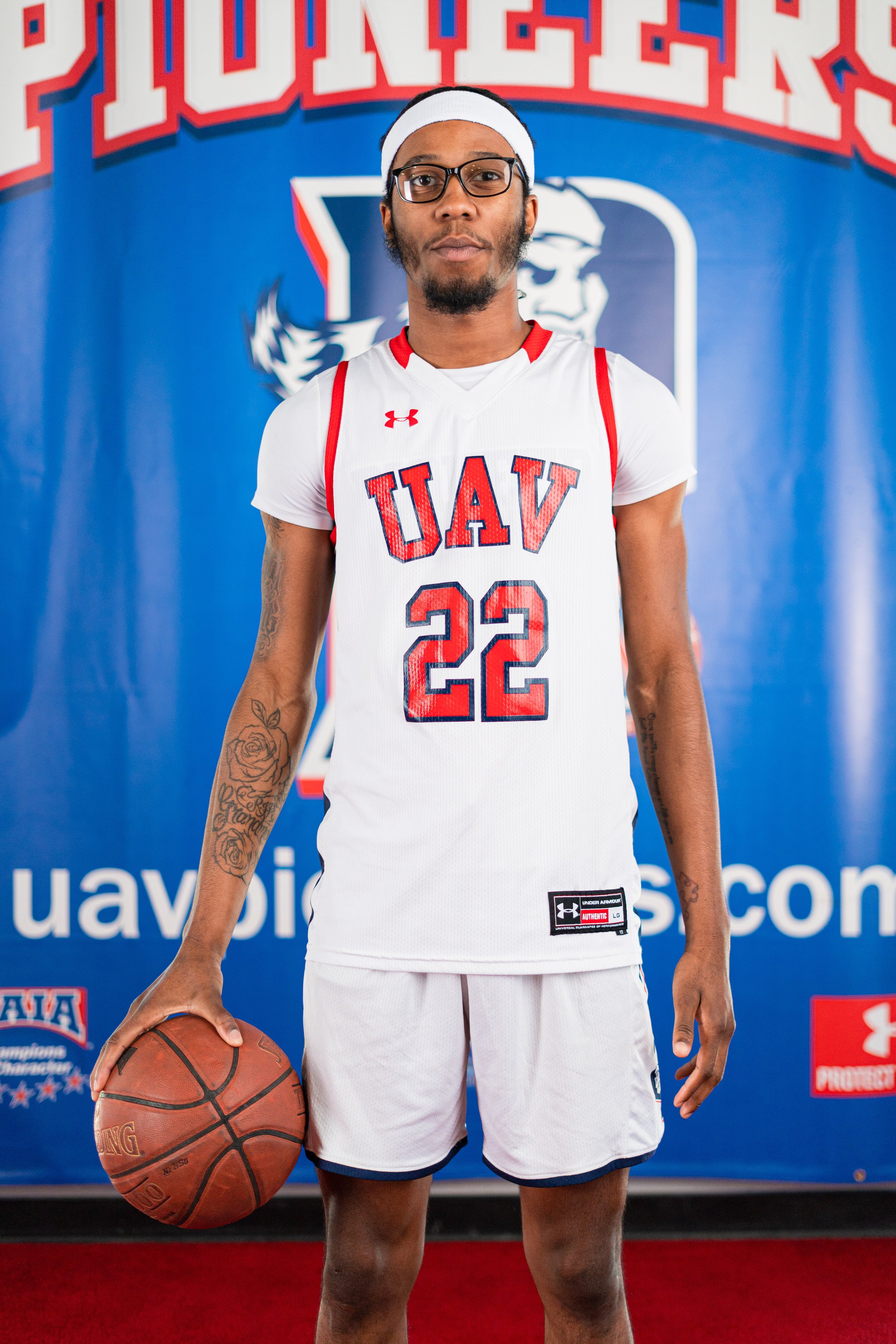 Dakhari Lewis @SmithDakhari