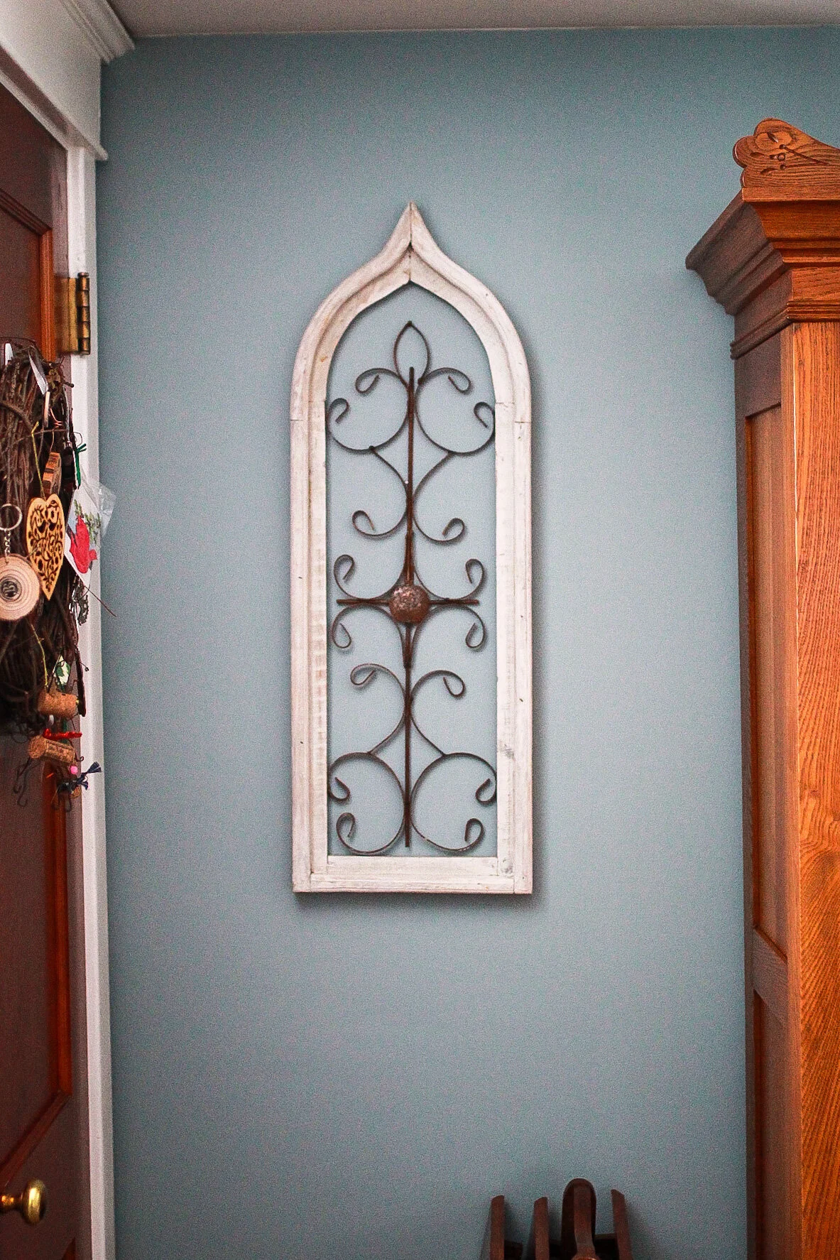 White Washed Wall Decor