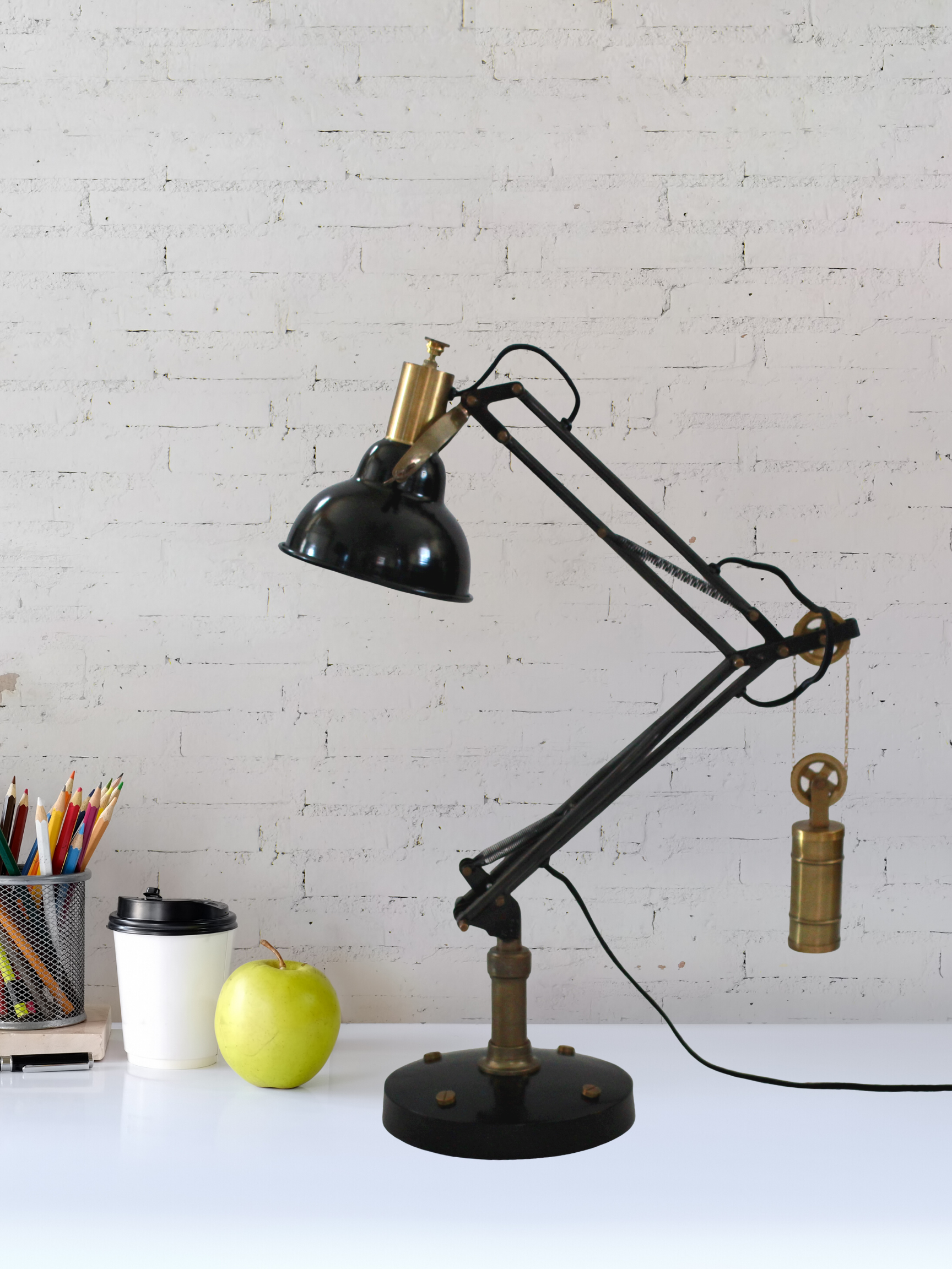Pendulux Desk Lamp