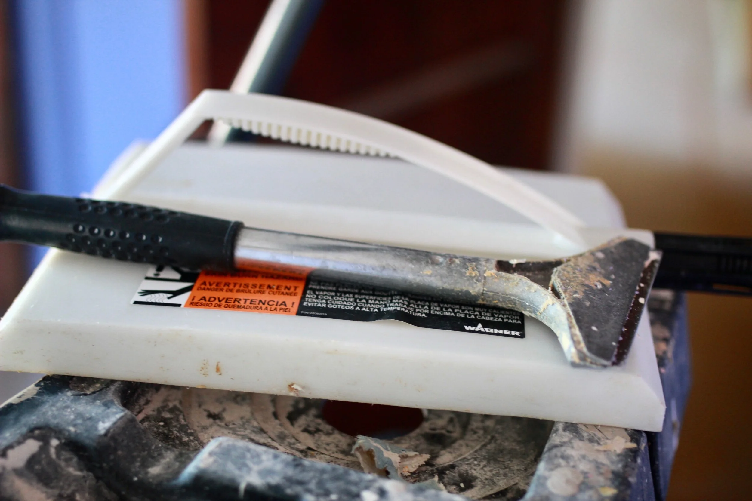 How to Remove Wall Paper in 3 Steps