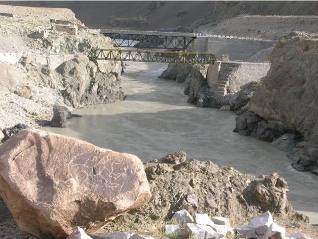 The Whispering Rocks - A story of neglect and resolve