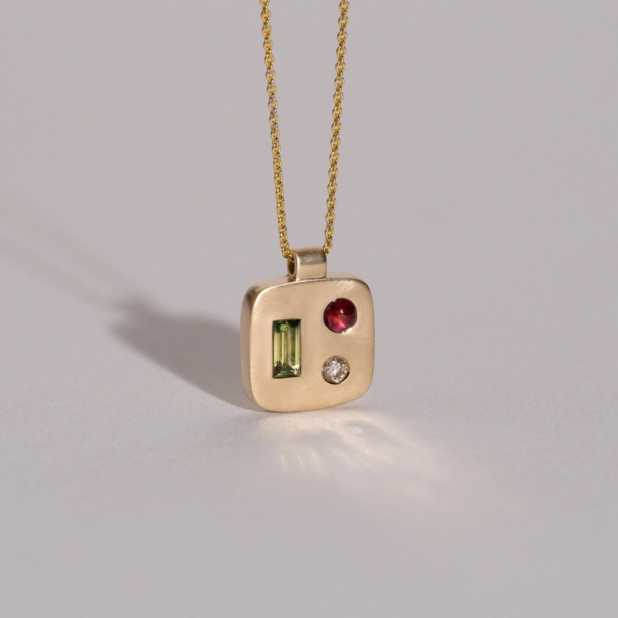 OJ3030-Kvadrat-Abstract-Pendant-No1_1.jpg