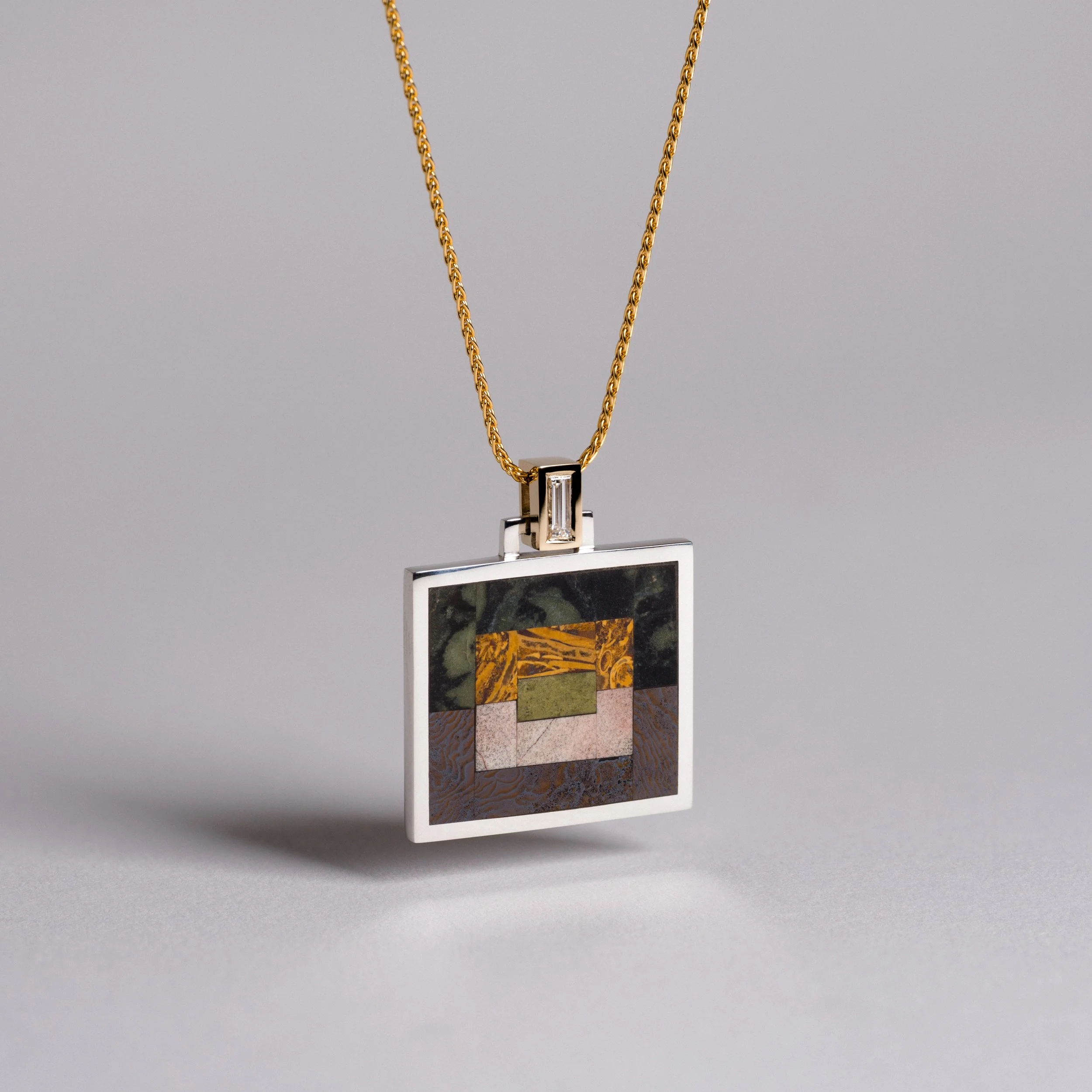 OJ3032-Mosaic-Necklace-No1_2.jpg