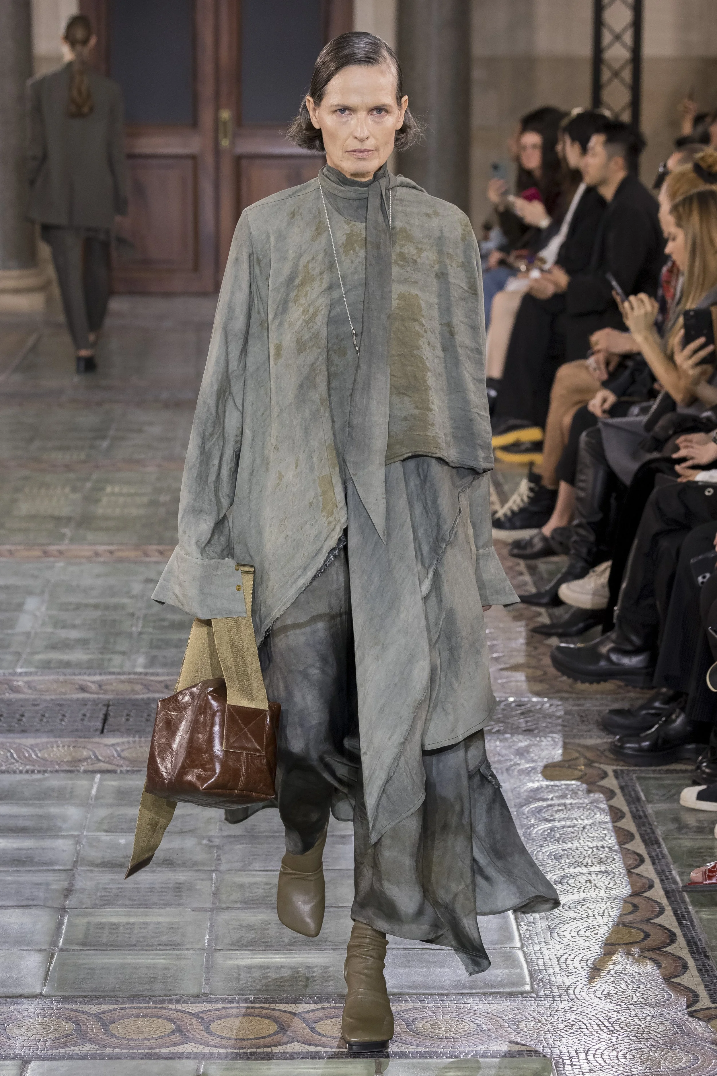 Uma-Wang-RTW-SS24-22.JPG