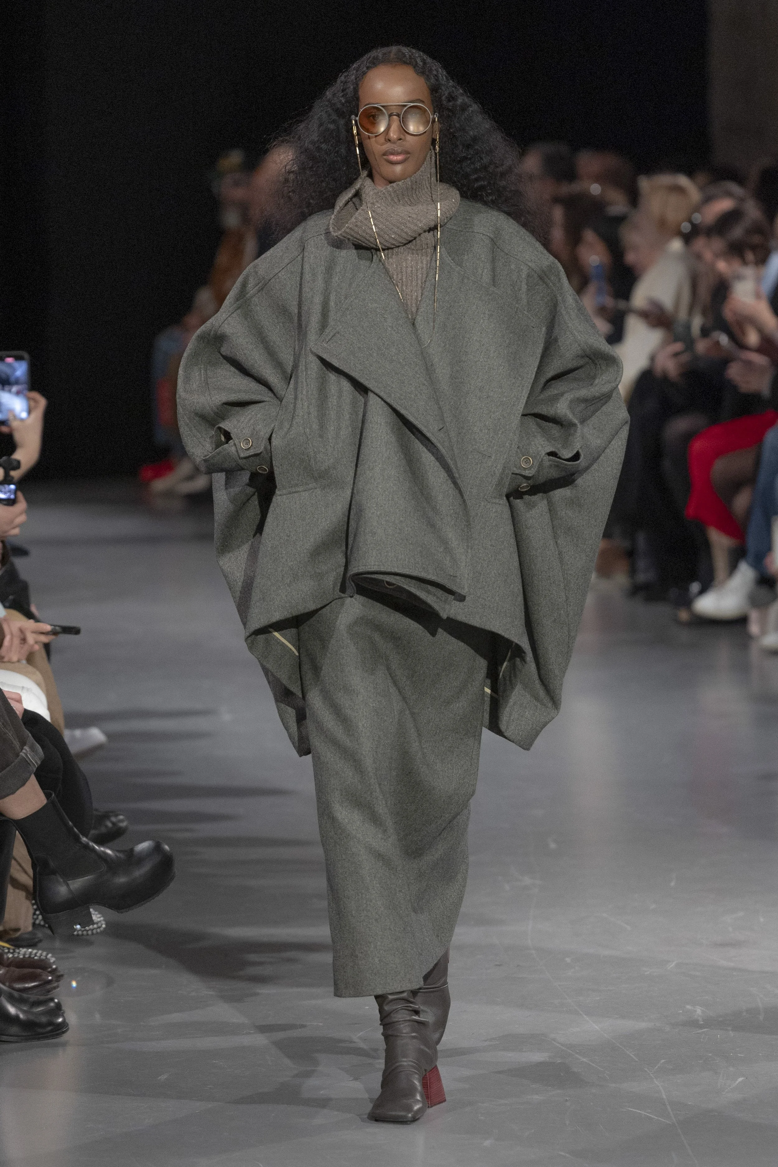 Uma-Wang-RTW-FW25-10.jpg