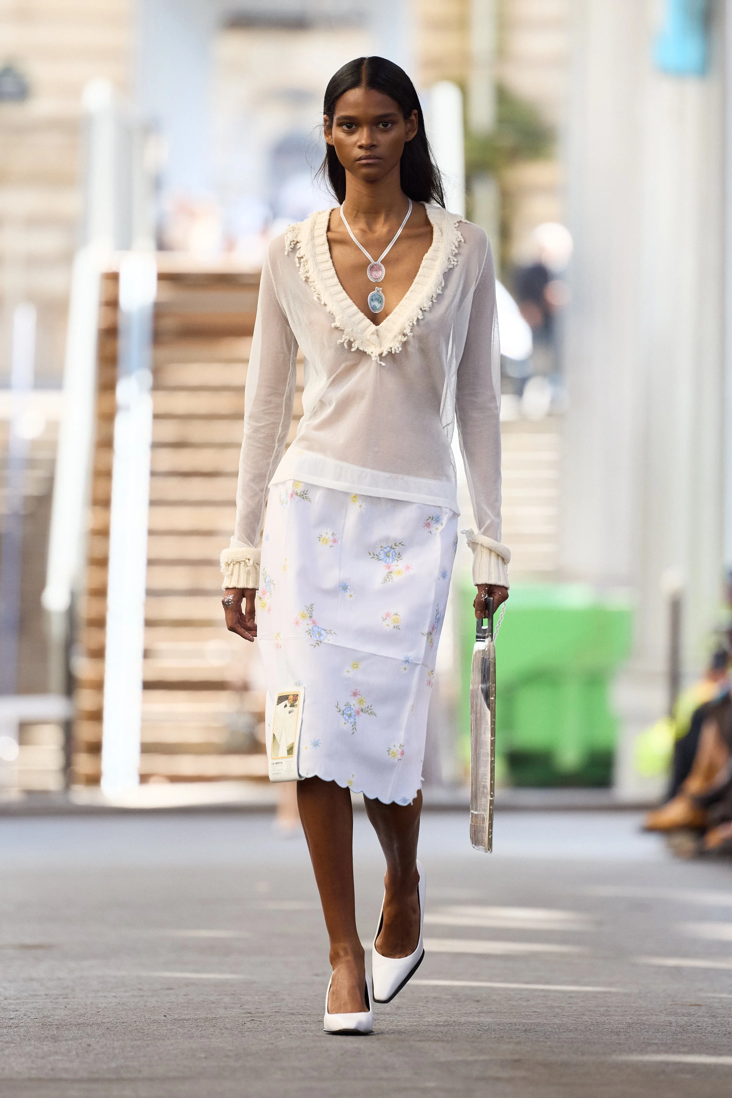 Julie Kegels_ss26_runway_press_look09.jpg