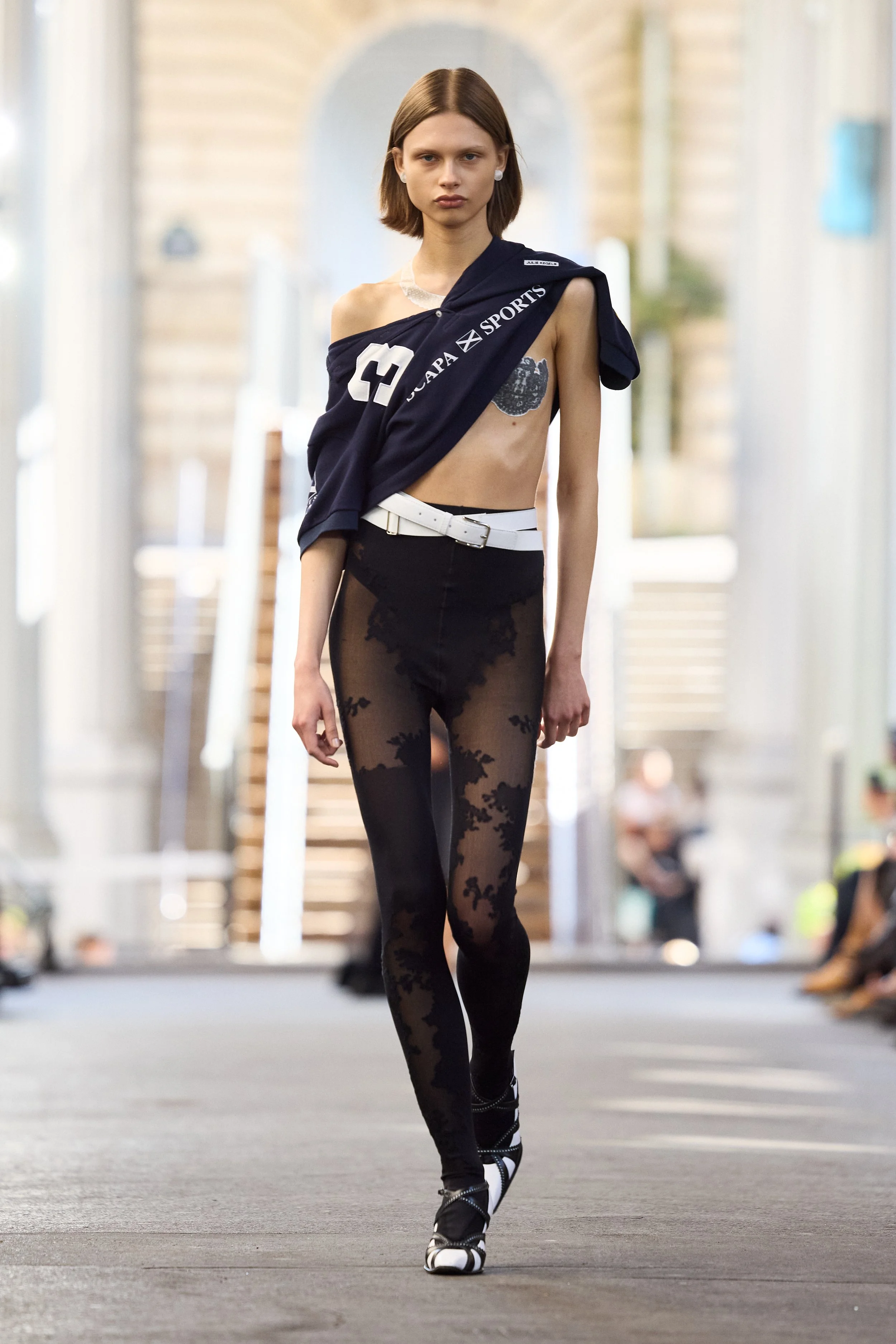 Julie Kegels_ss26_runway_press_look24.jpg