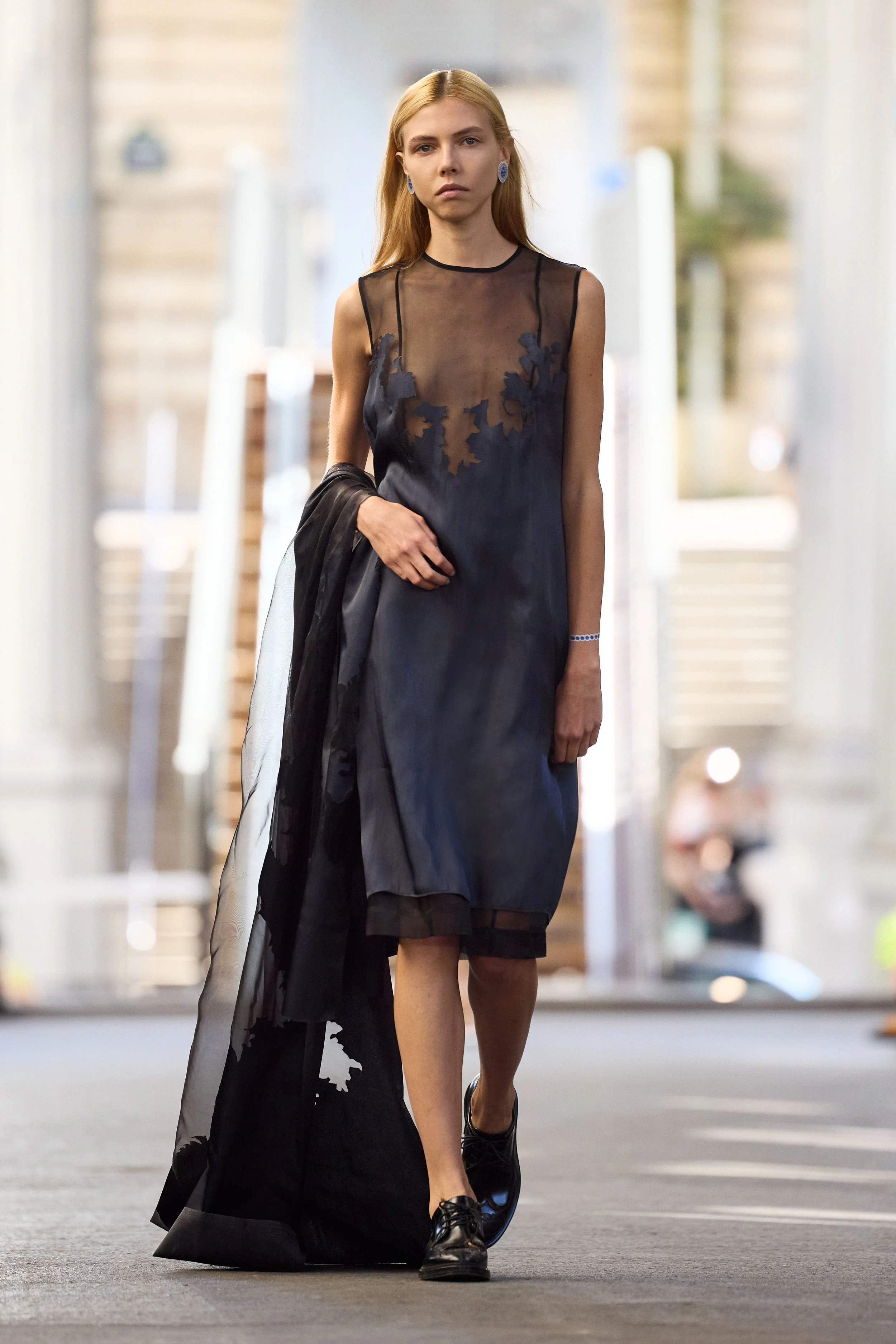 Julie Kegels_ss26_runway_press_look25.jpg