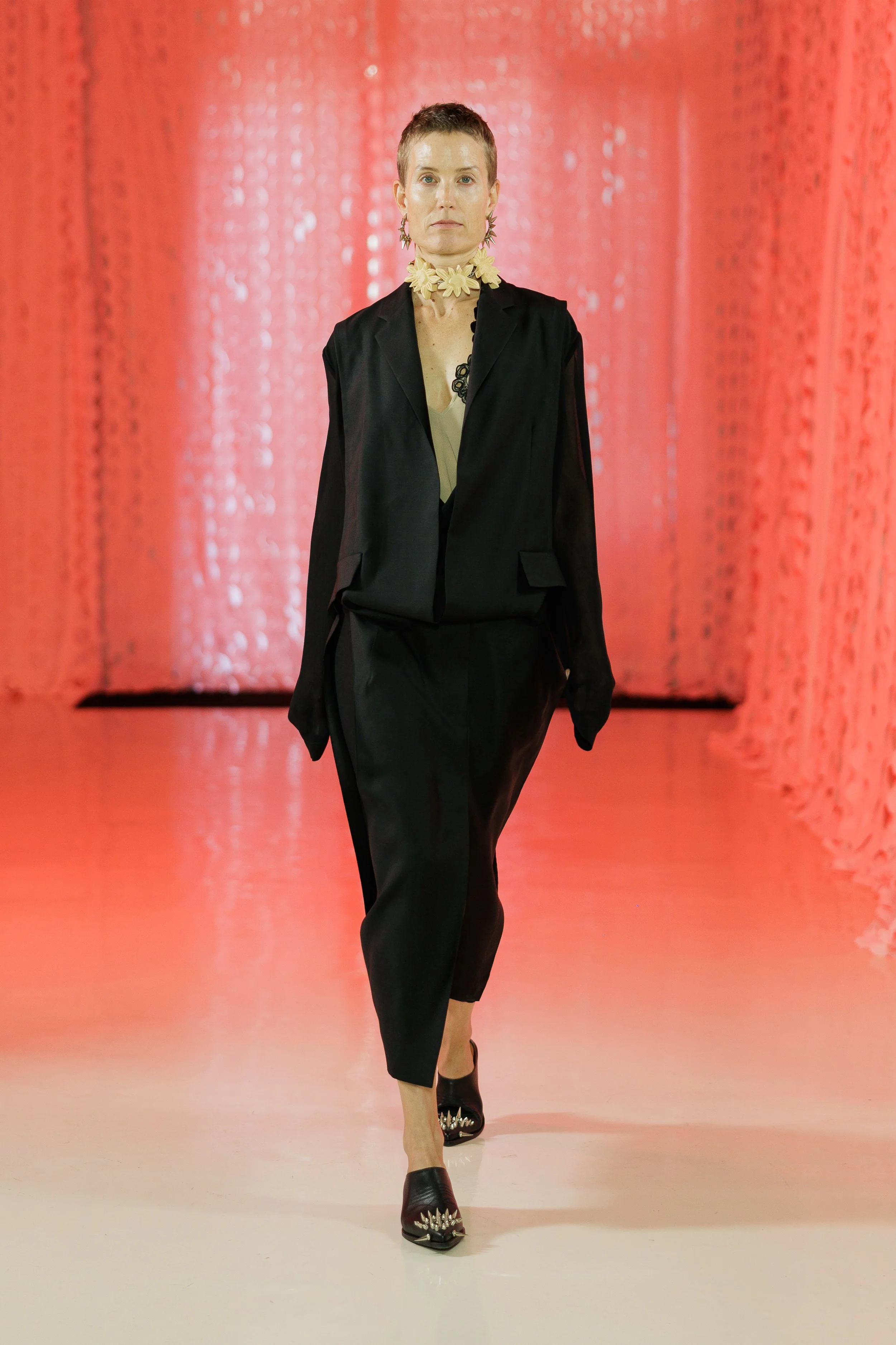 Litkovska_ss26_runway_press_look01.jpg
