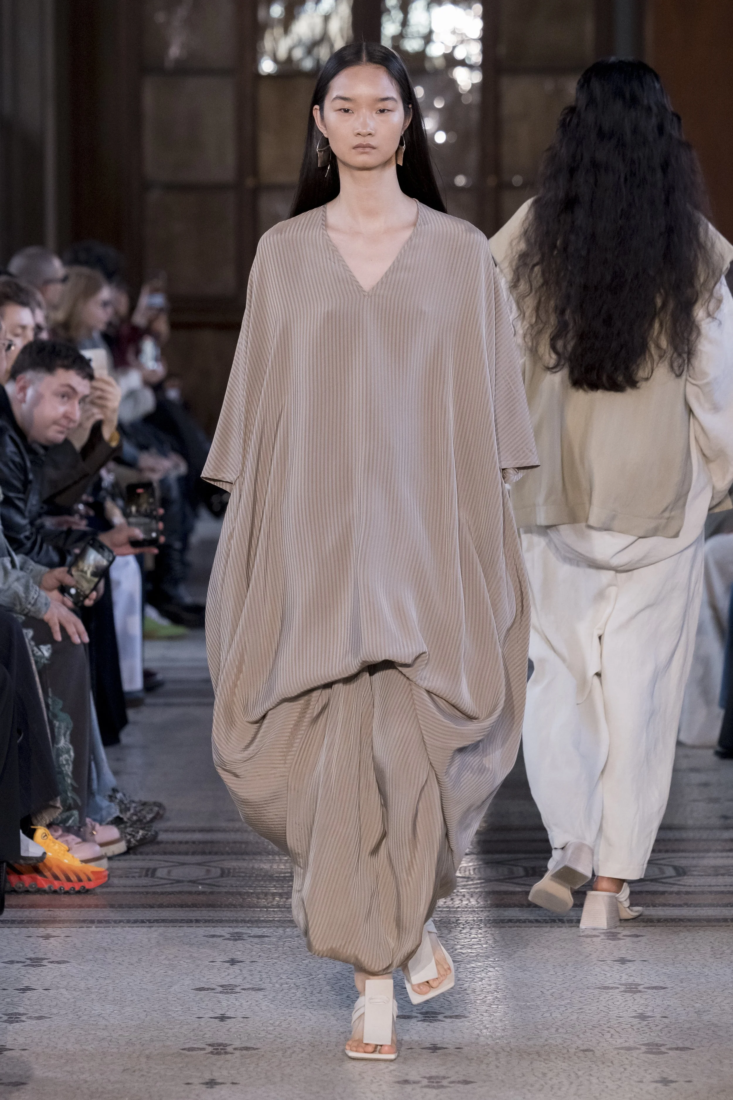 Uma-Wang-RTW-SS26-Paris-24.JPG