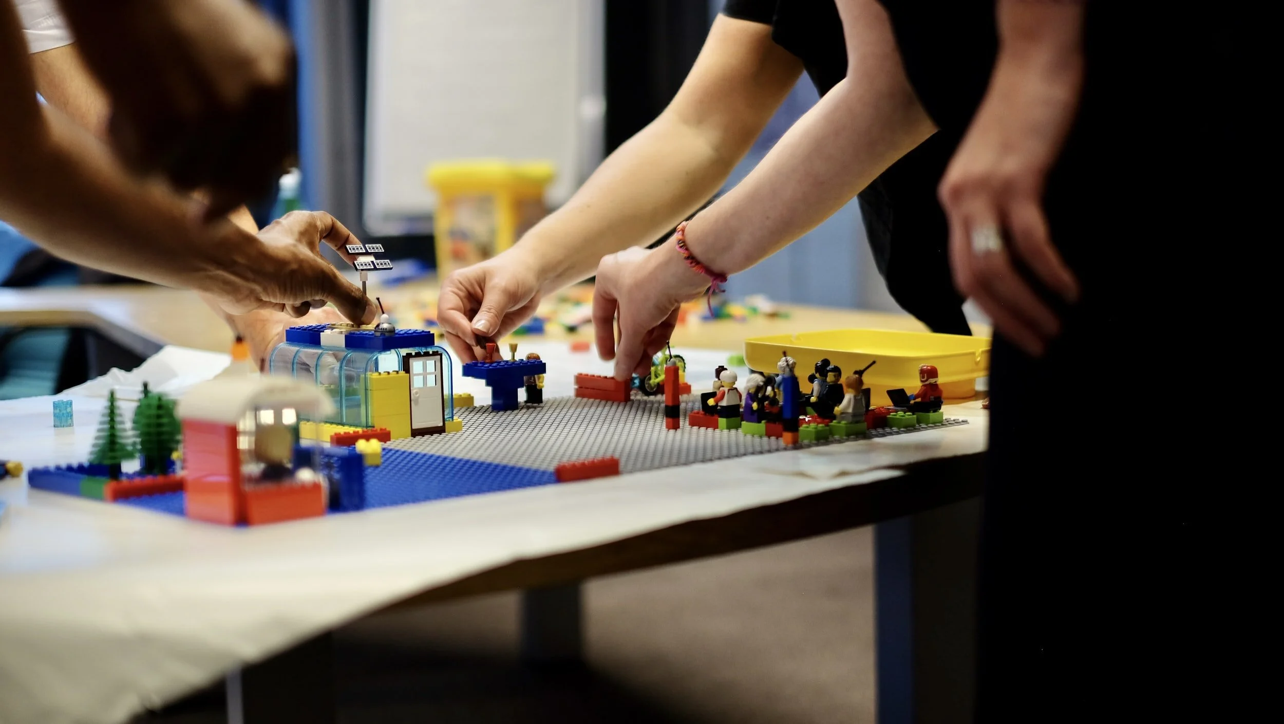 Scenario Prototypes to Test the Adaptability of Insights on Innovation Across Sectors (part 1)