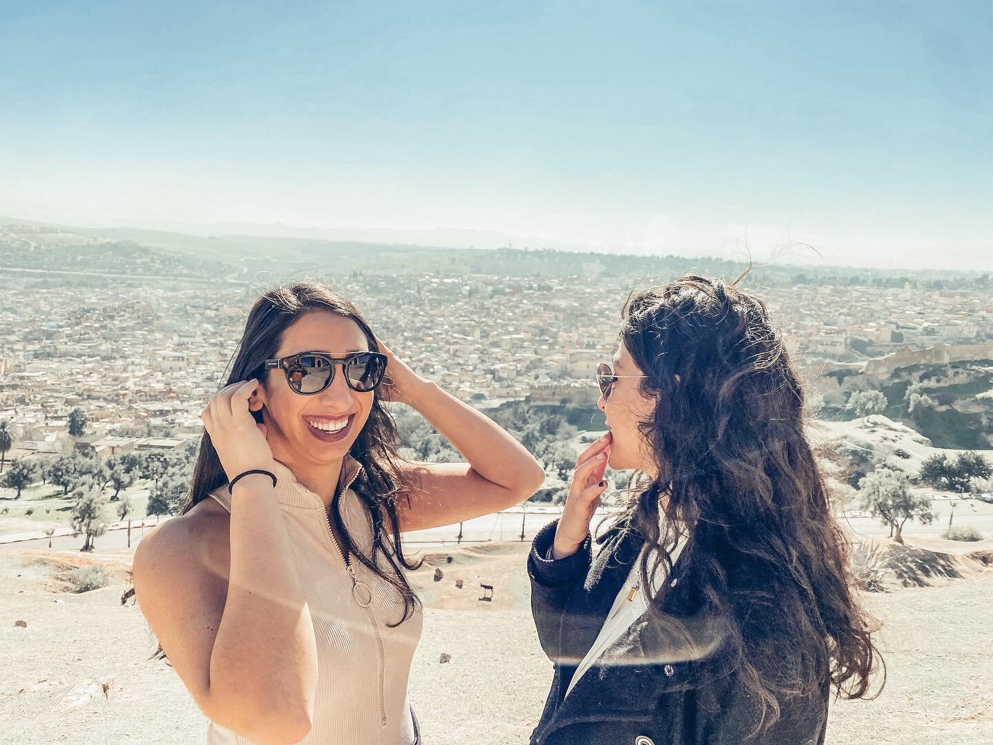 All smiles here today! &amp; it&rsquo;s not only because we had an amazing view of Fez here 😉
.
.
.
.
#travel #nature #photography #travelphotography #love #femaletravelblogger #girlslovetravel #travelgram #picoftheday #instagram #like #naturephotog