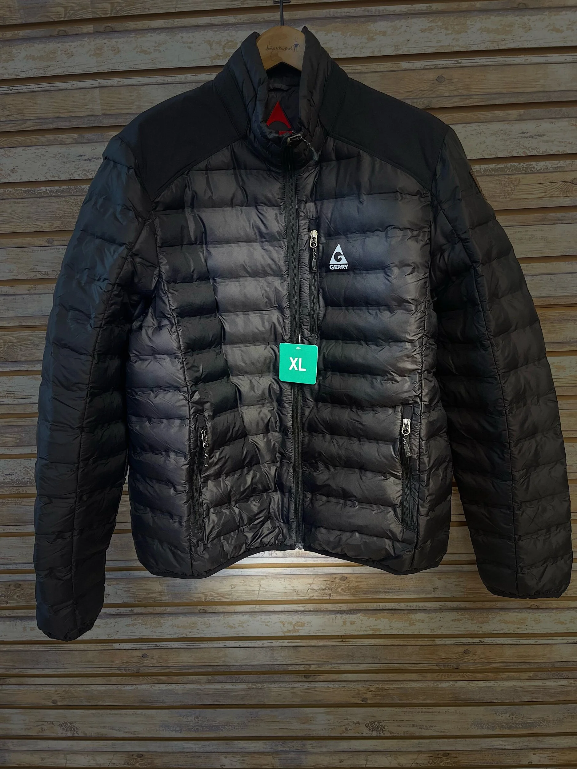 0609F15C-A8A1-4A52-8048-25532357B5A7