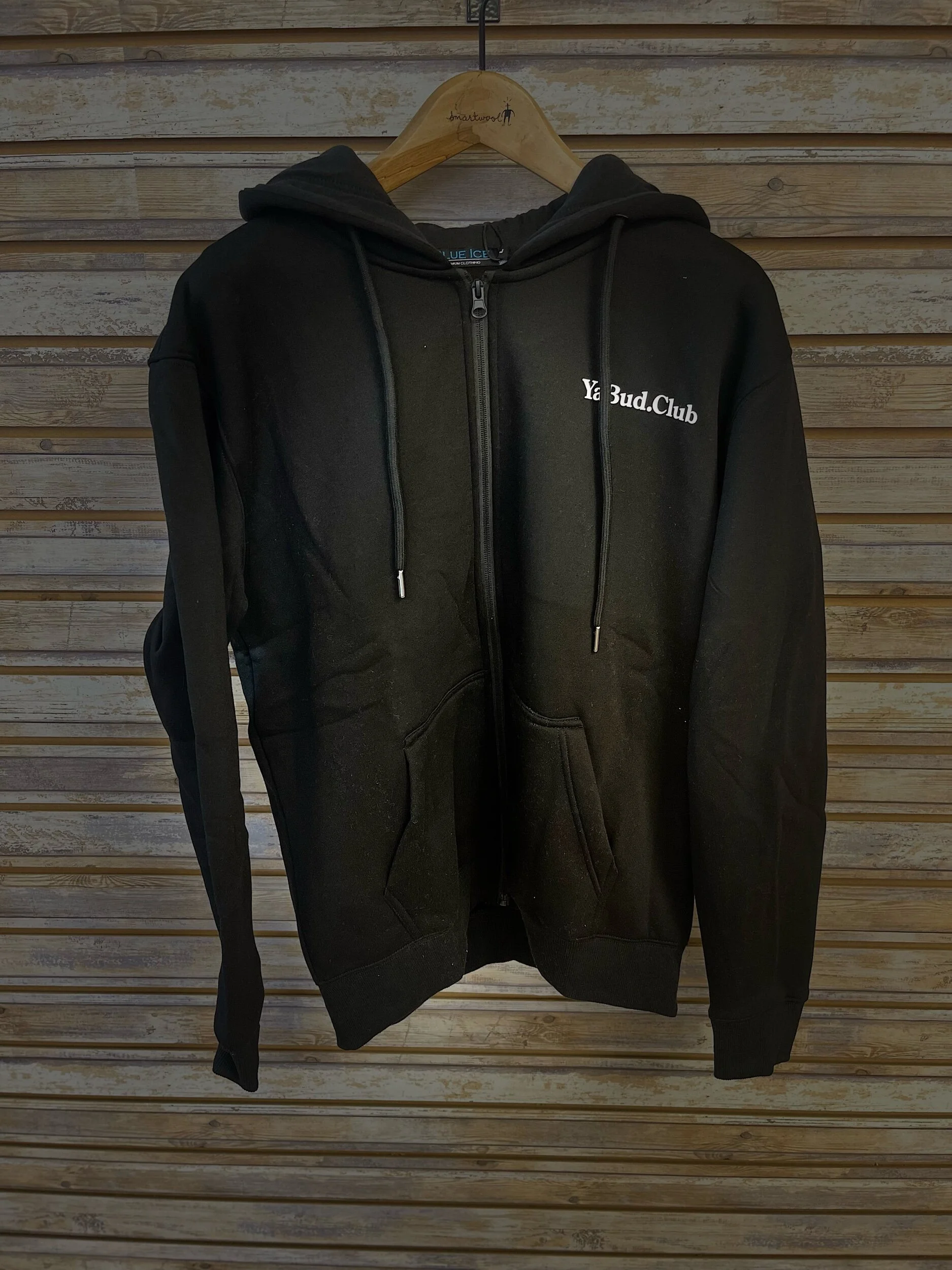 2CEBBB09-2EC9-41AB-9957-40CBFBDF9D06