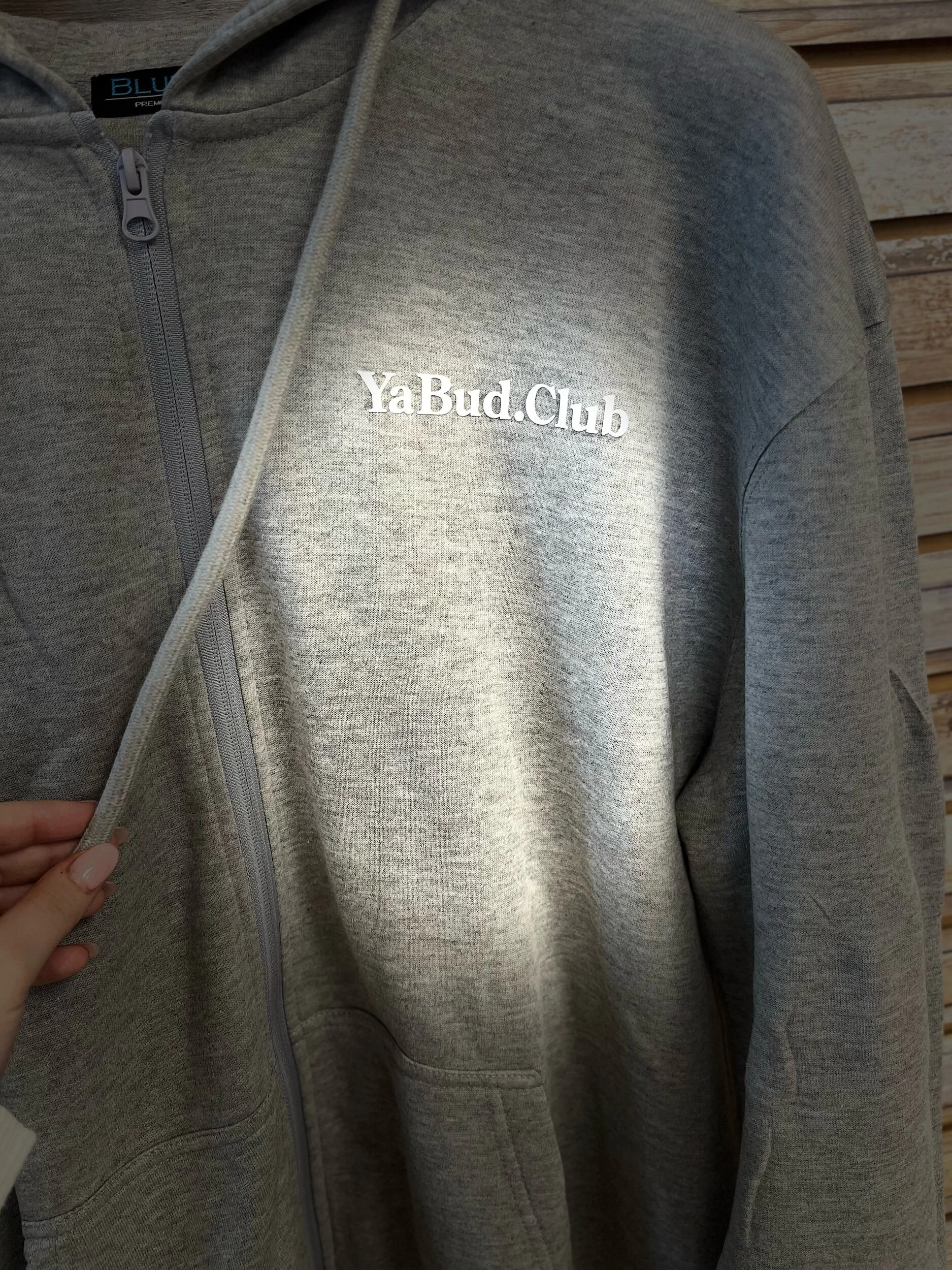 C9CD15A5-FBAB-47A6-9B6F-151EF610B21D